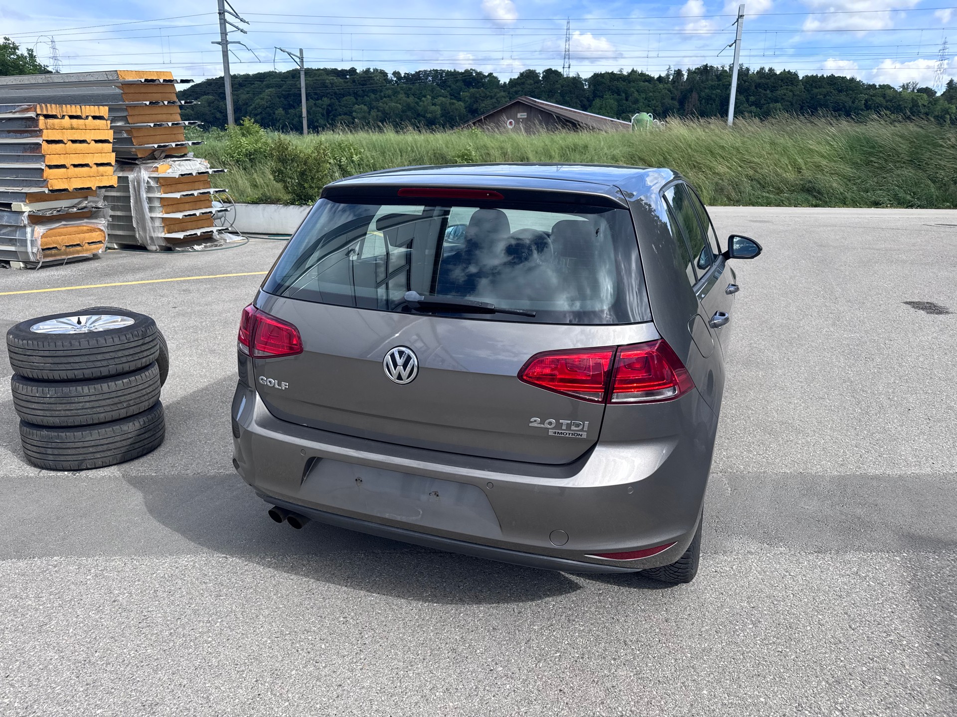 VW Golf 2.0 TDI Comfortline 4Motion-image-9