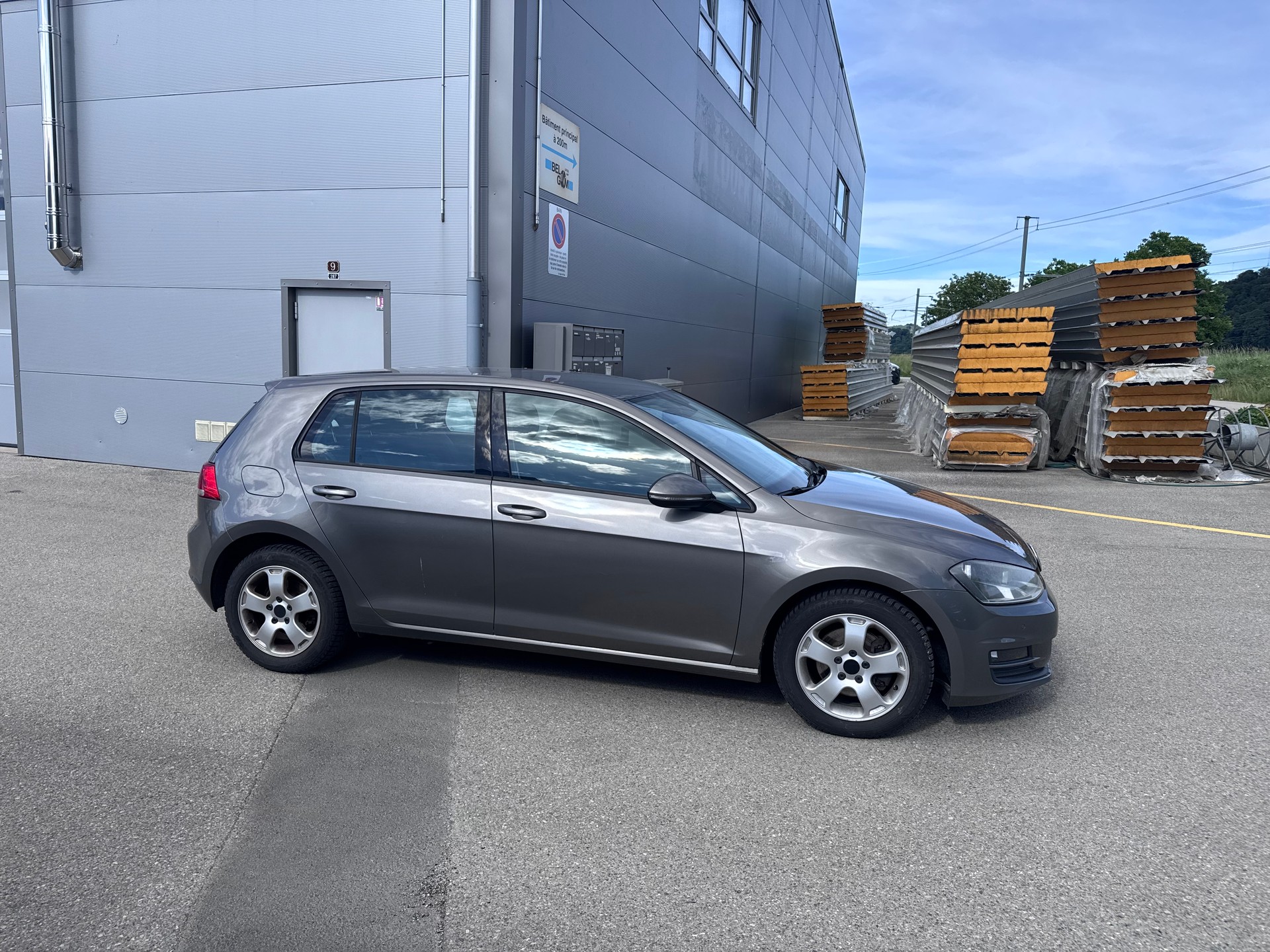 VW Golf 2.0 TDI Comfortline 4Motion-image-4