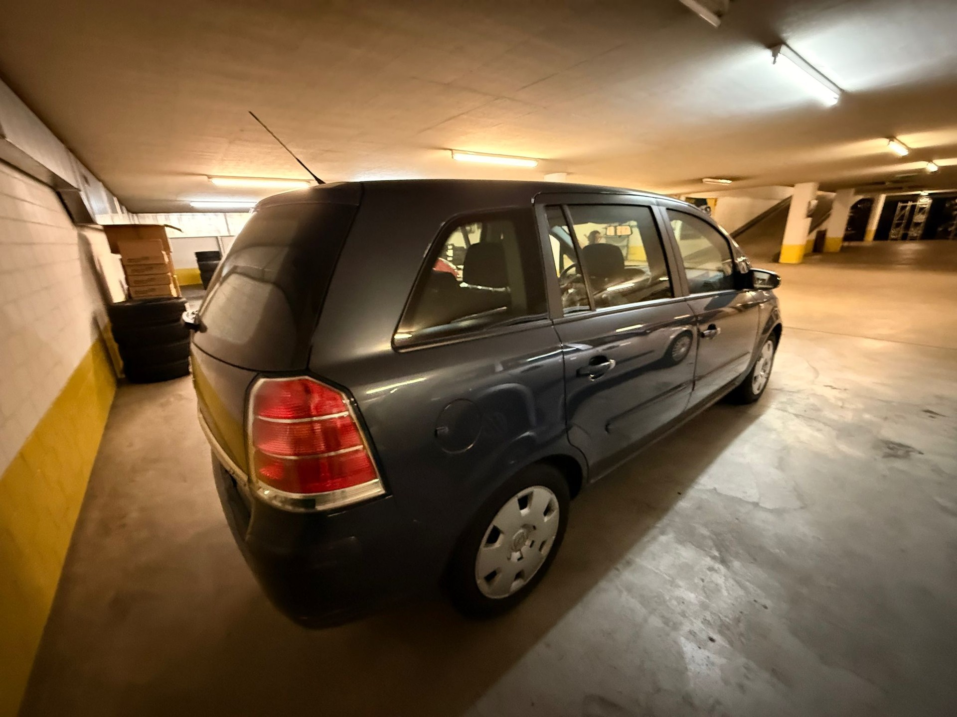 OPEL Zafira 2.2i 16V Enjoy ☆☆☆ Automat ☆☆☆ Ab MFK ☆☆☆-image-1