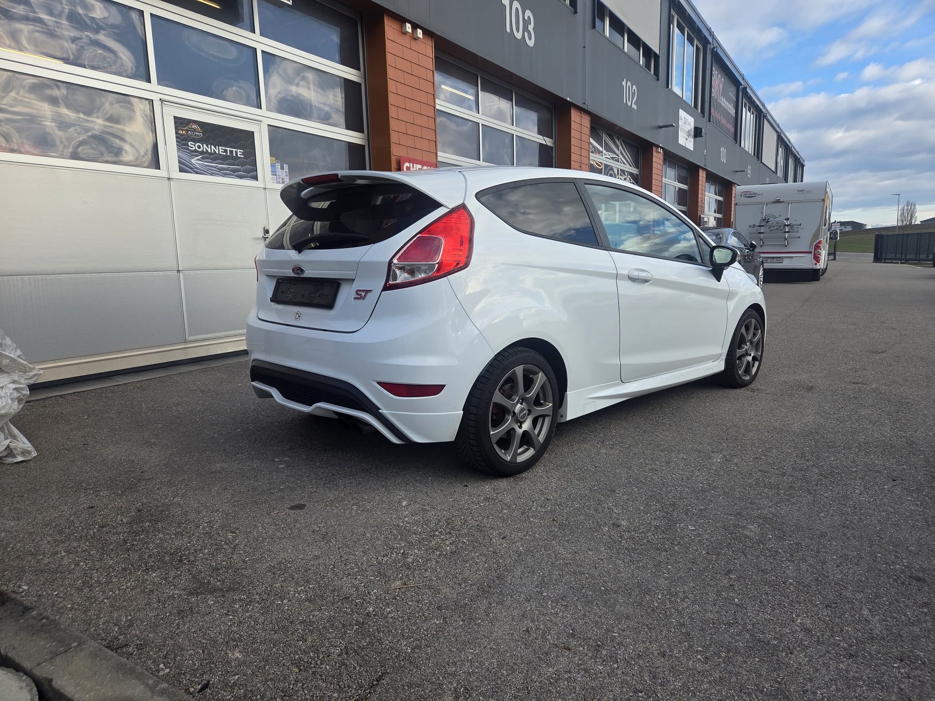 FORD Fiesta 1.6 SCTi ST-1-image-3
