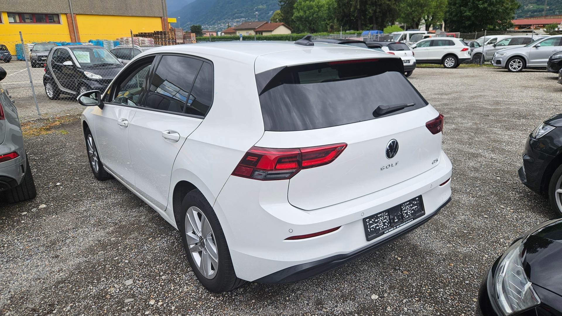 VW Golf 1.0 eTSI mHEV ACTLife DSG-image-3