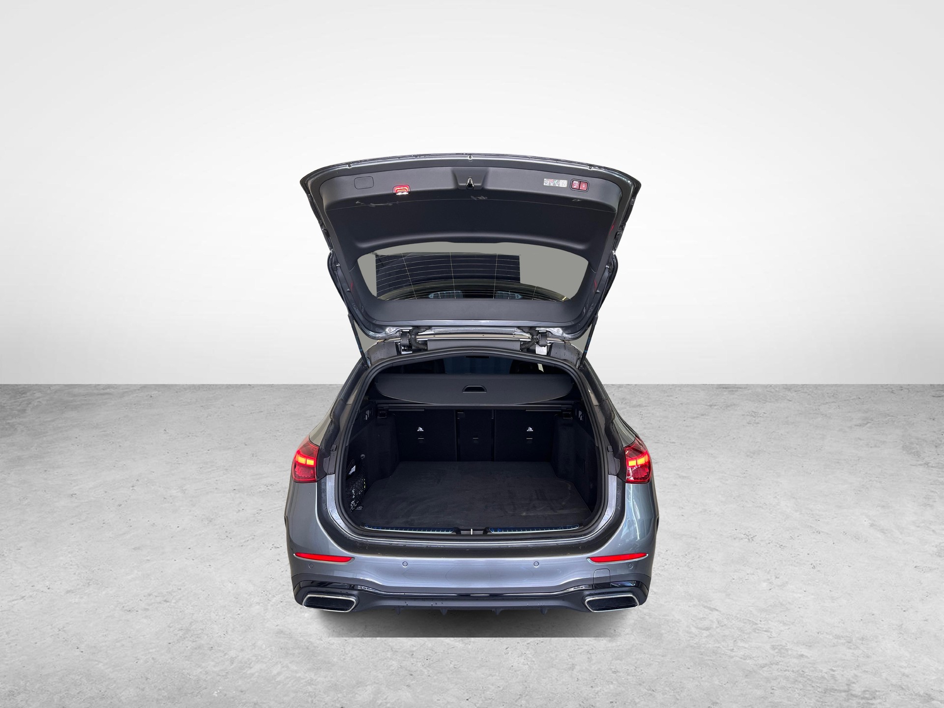 MERCEDES-BENZ C 220 d 4MATIC T-Modell Swiss Star AMG Line-image-11