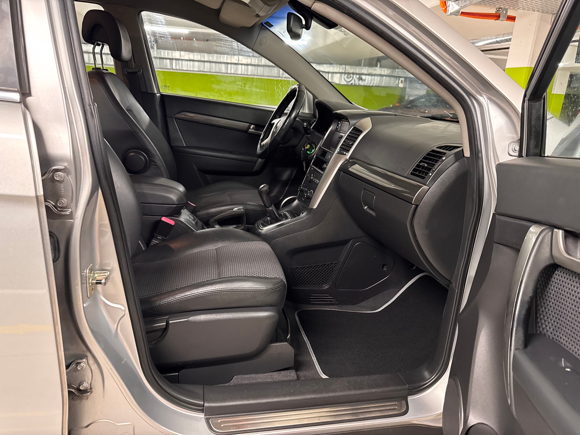 CHEVROLET Captiva 2.4 LT 4WD-image-13