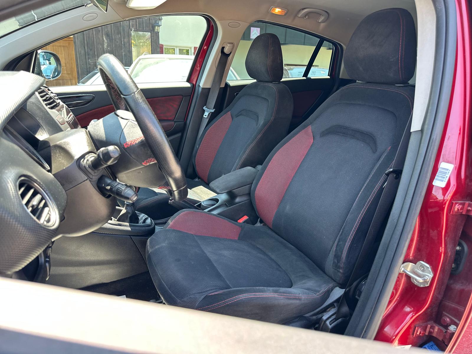 FIAT Bravo 1.4 16V Turbo Sport-image-8