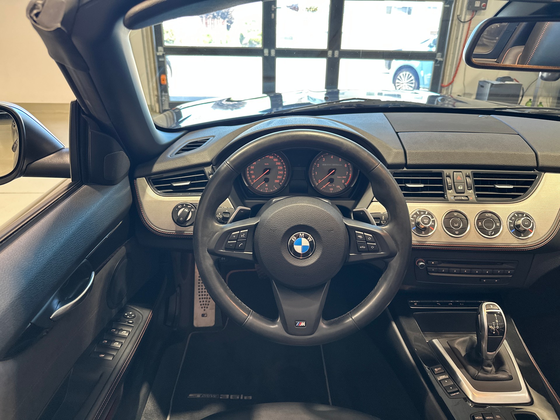 BMW Z4 sDrive35is DKG-image-26