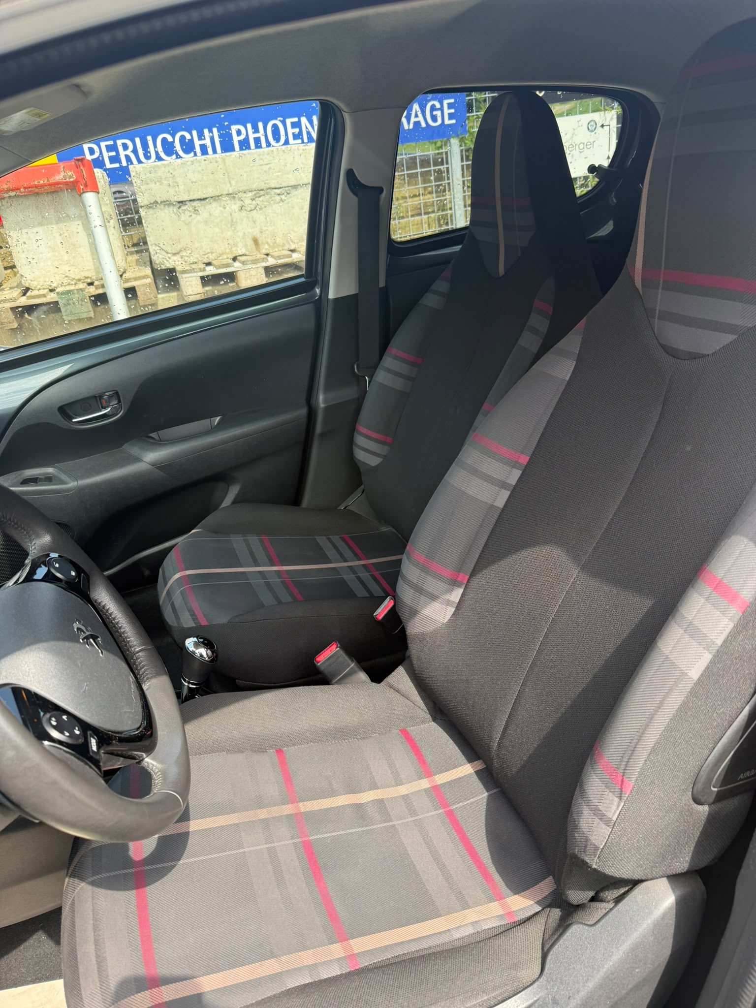 PEUGEOT 108 1.0 VTi Allure Top ETG-image-8