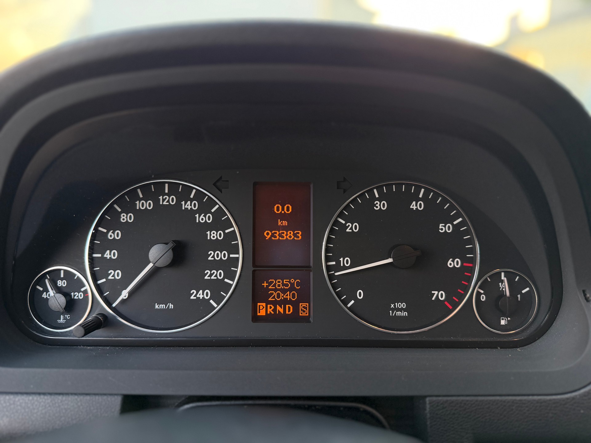 MERCEDES-BENZ A 170 Classic-image-20