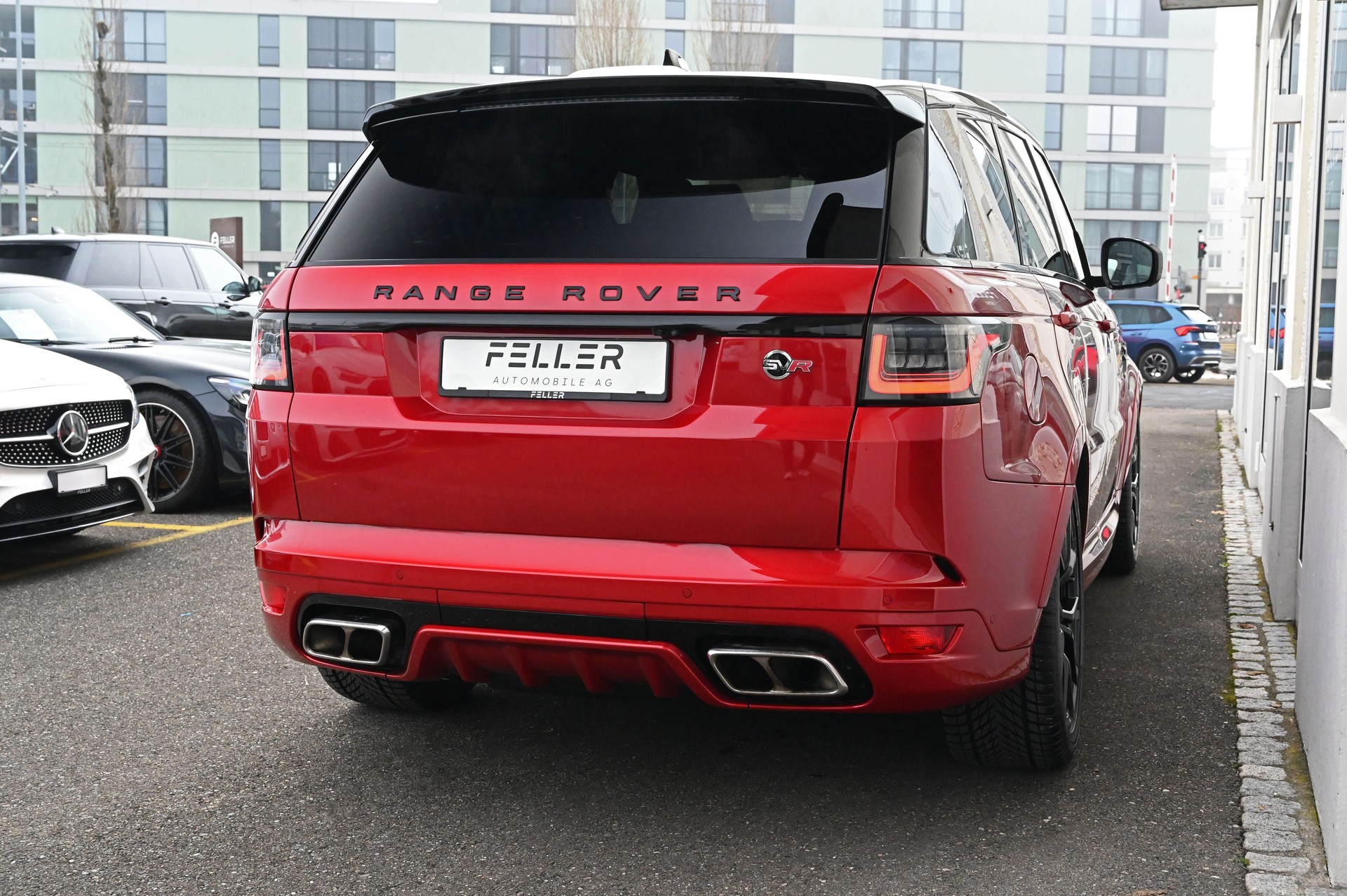 LAND ROVER Range Rover Sport 5.0 V8 S/C SVR Automatic Firenze Red-image-11