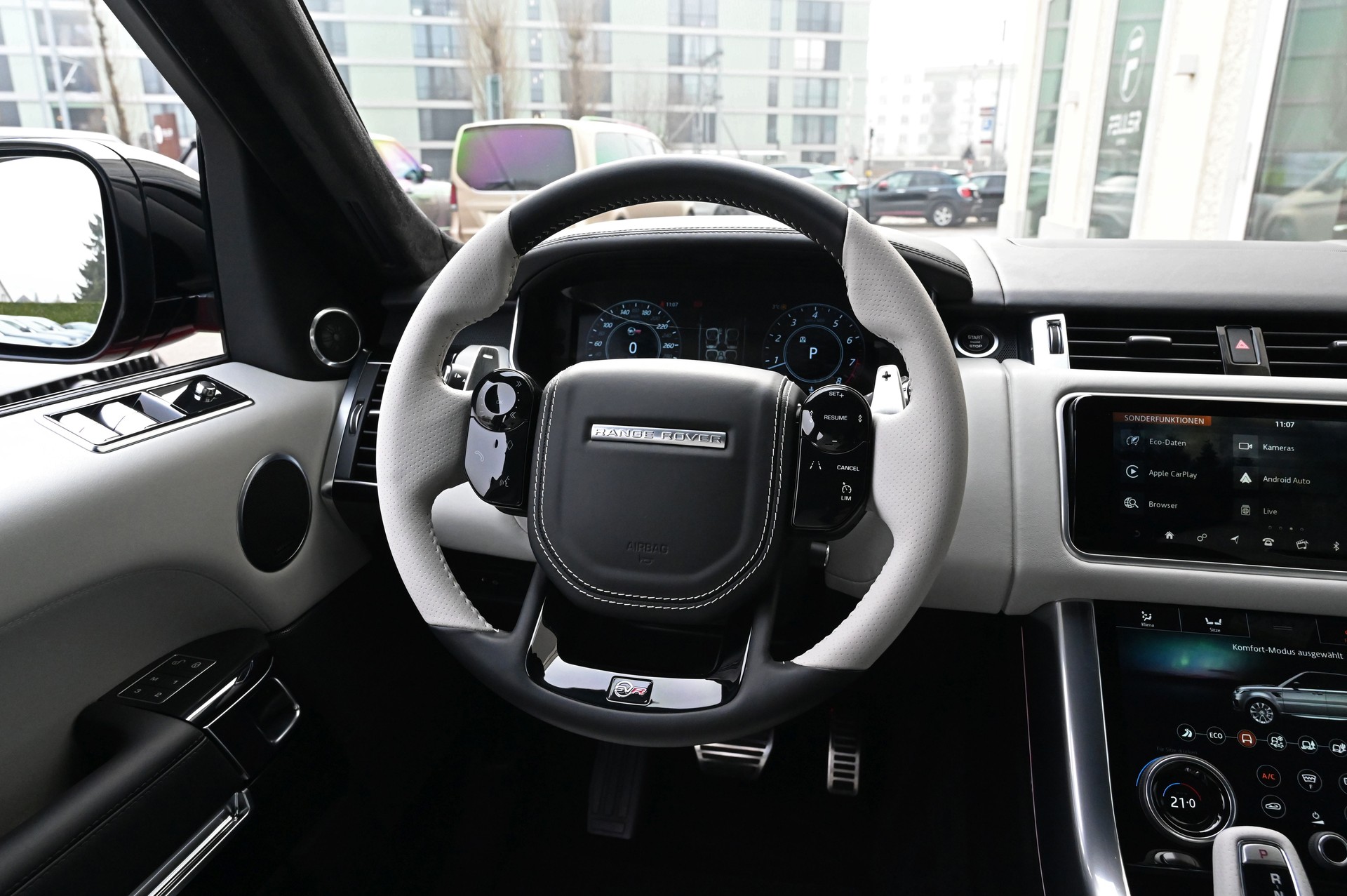 LAND ROVER Range Rover Sport 5.0 V8 S/C SVR Automatic Firenze Red-image-16