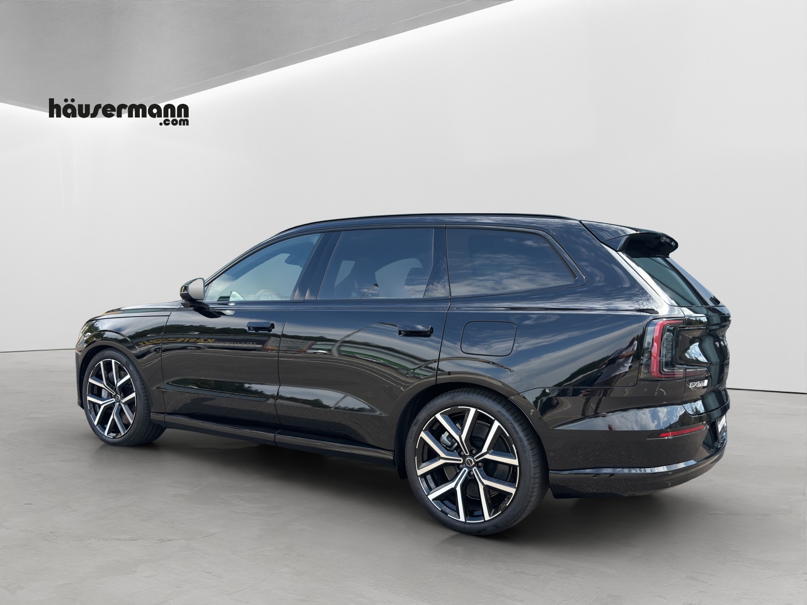 VOLVO EX90 Twin Performance Ultra AWD-showroom-element-2