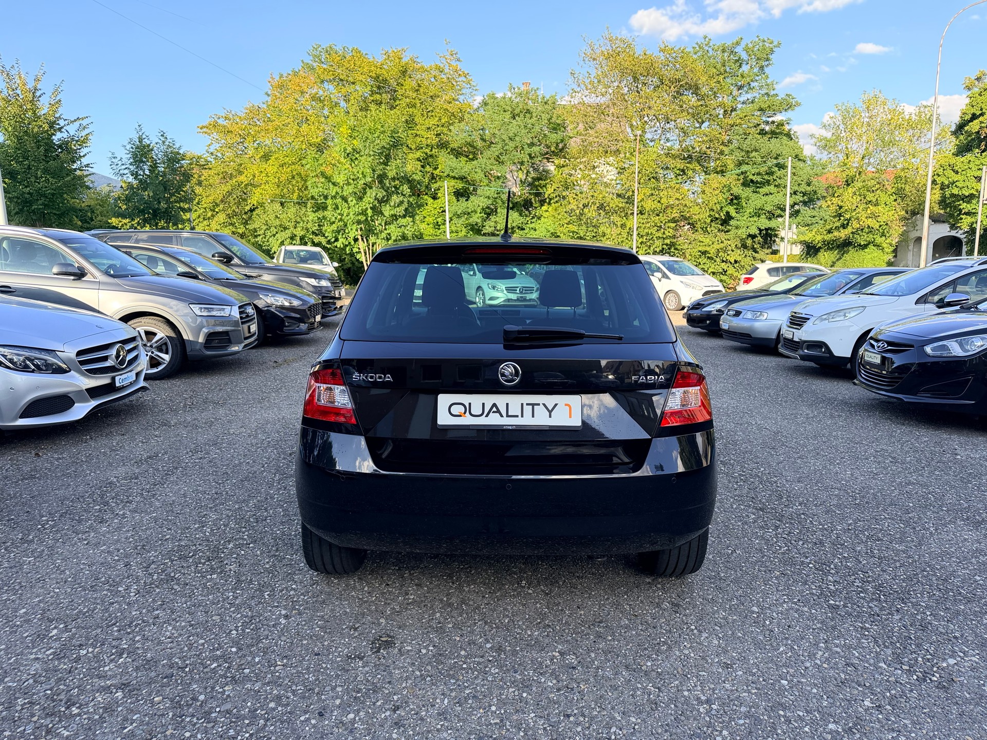 SKODA Fabia 1.4 TDI Swiss Edition DSG-image-9