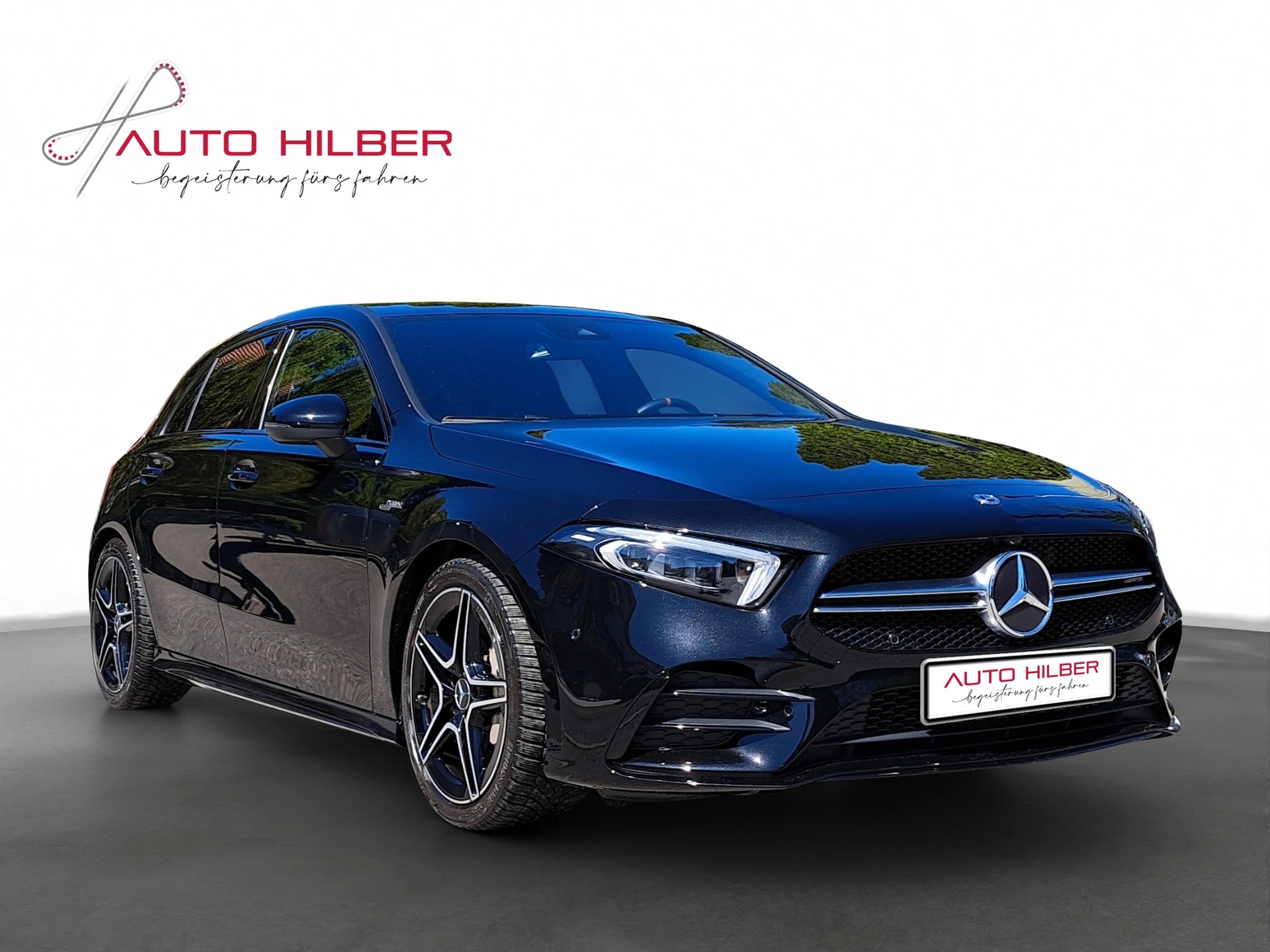 MERCEDES-BENZ A 35 AMG 4Matic Speedshift Night Paket-image-13