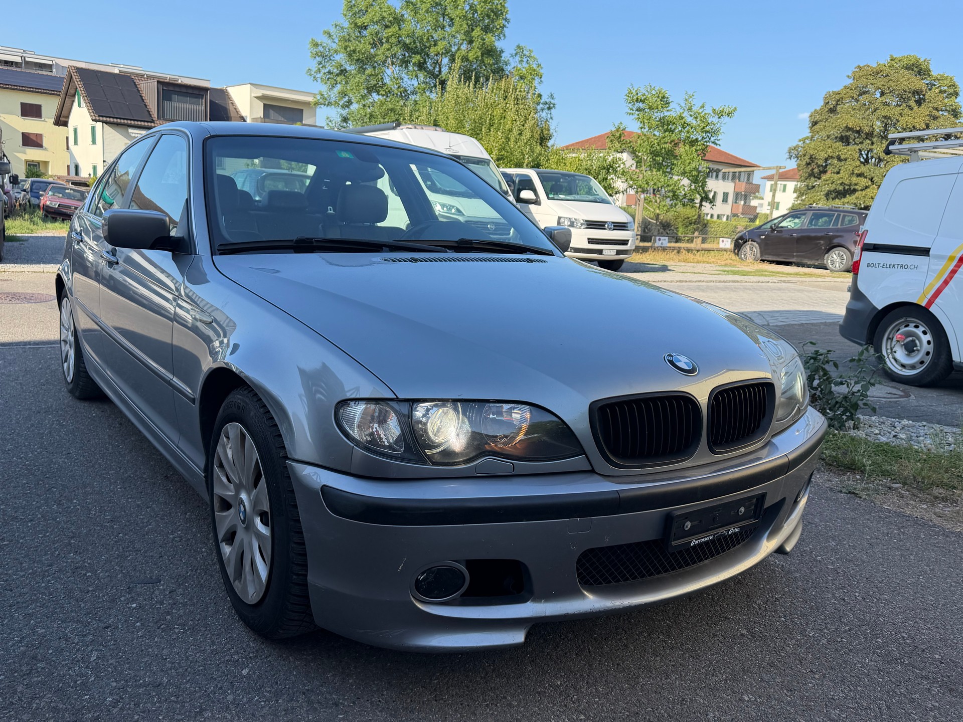 BMW 320i