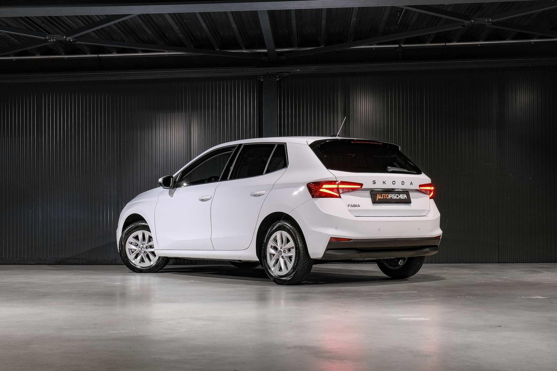 SKODA Fabia 1.0 TSI Top Selection DSG-showroom-element-1