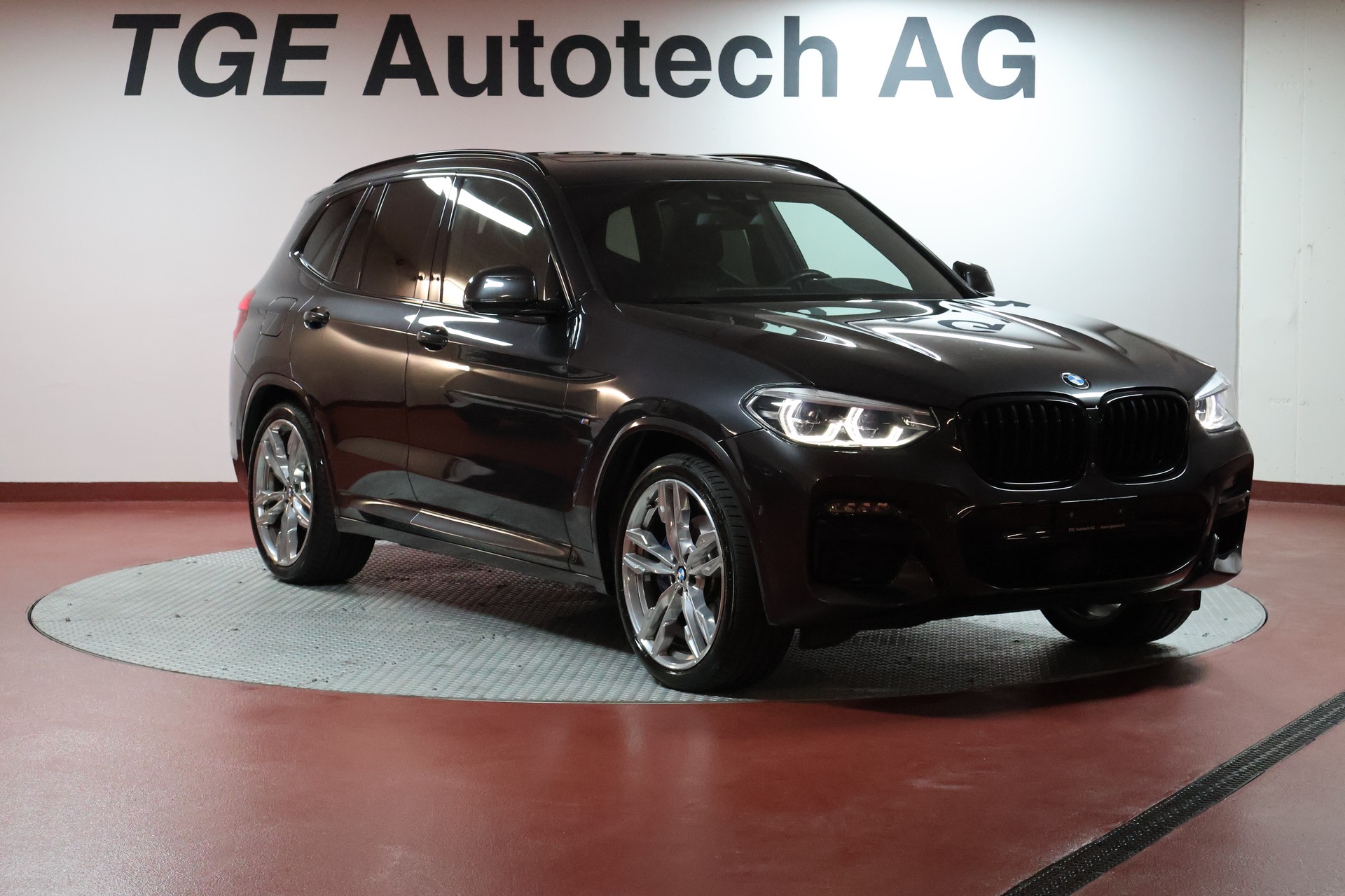 BMW X3 xDrive M40i Steptronic-showroom-element-2