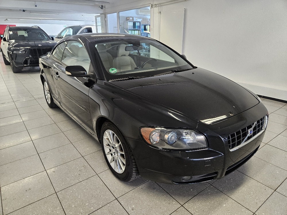 VOLVO C70 T5 Momentum-showroom-element-2