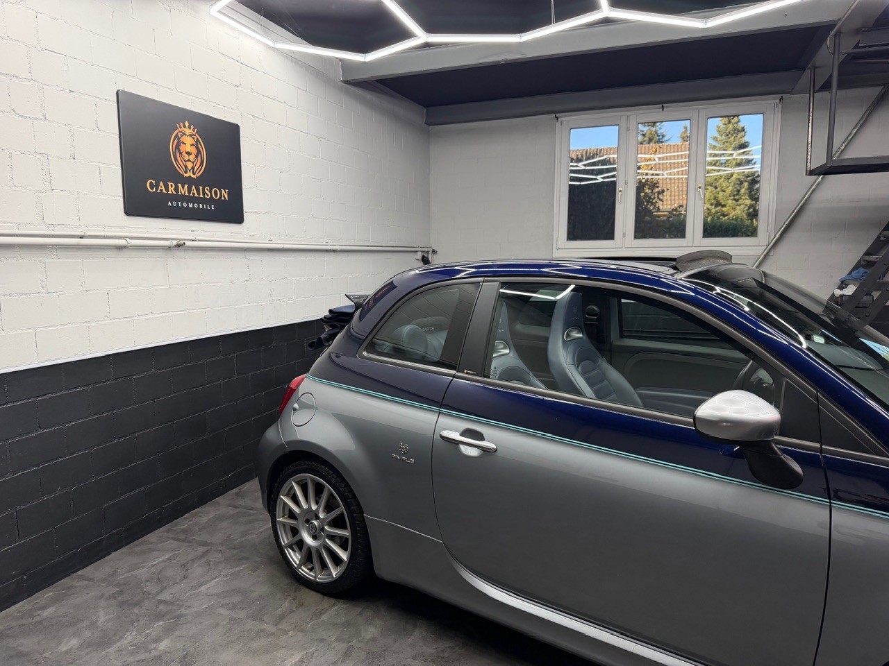 FIAT 695C 1.4 16V Turbo Abarth Rivale Dualogic | Akrapovic Auspuff | Cabrio | CH-Auto | Beats Soundsystem | Special Edition Nr. 2569-image-4