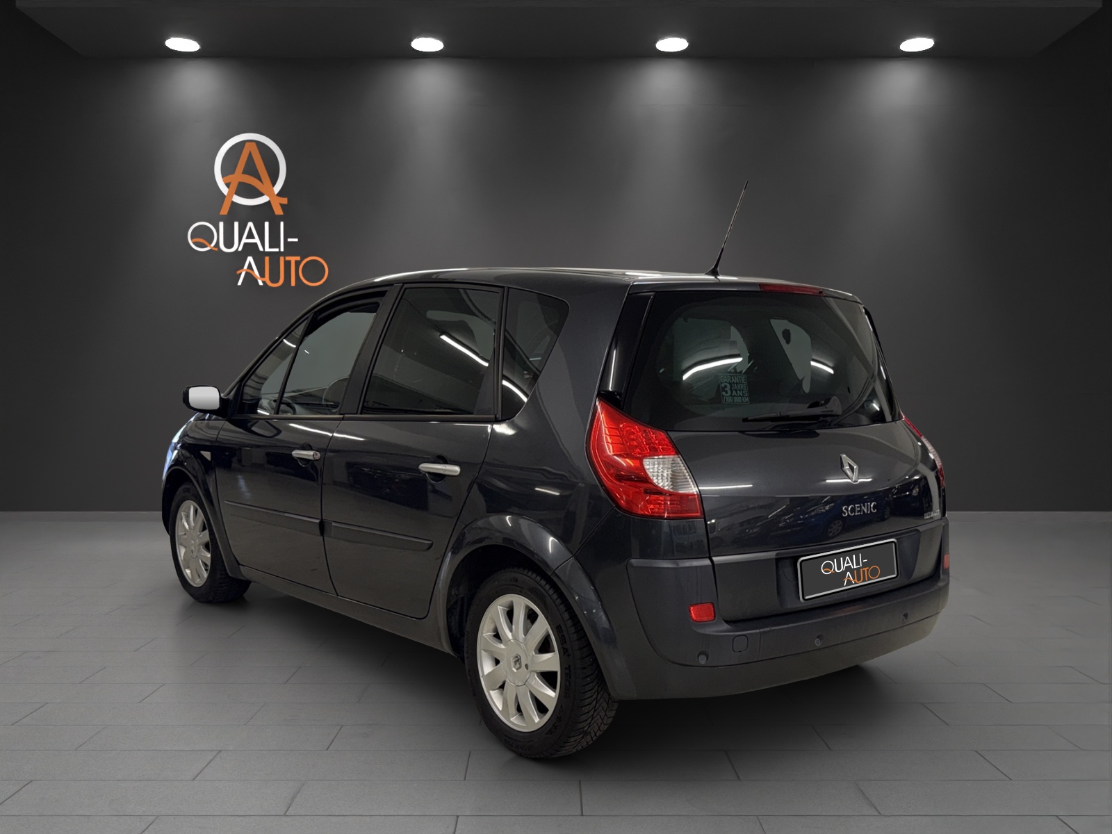 RENAULT Scénic 1.9 dCi Fairway Automatic-showroom-element-3