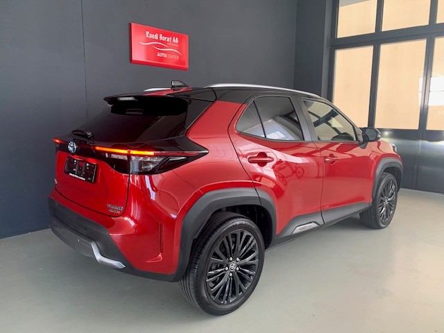 TOYOTA Yaris Cross 1.5 VVT-i HSD Adventure AWD-i-showroom-element-3