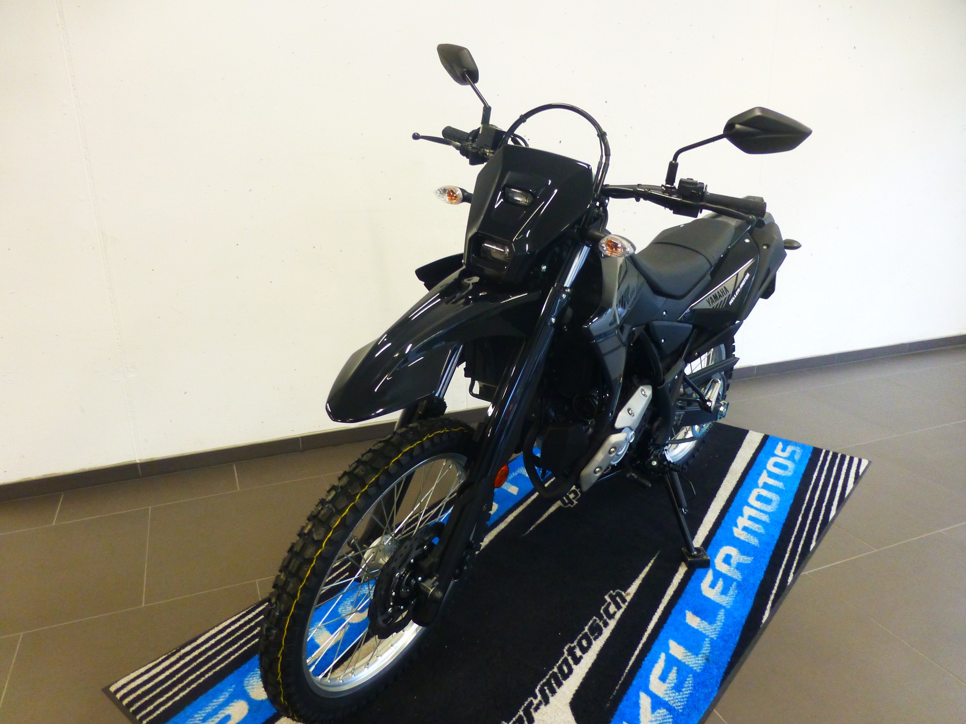 YAMAHA WR 125-image-13