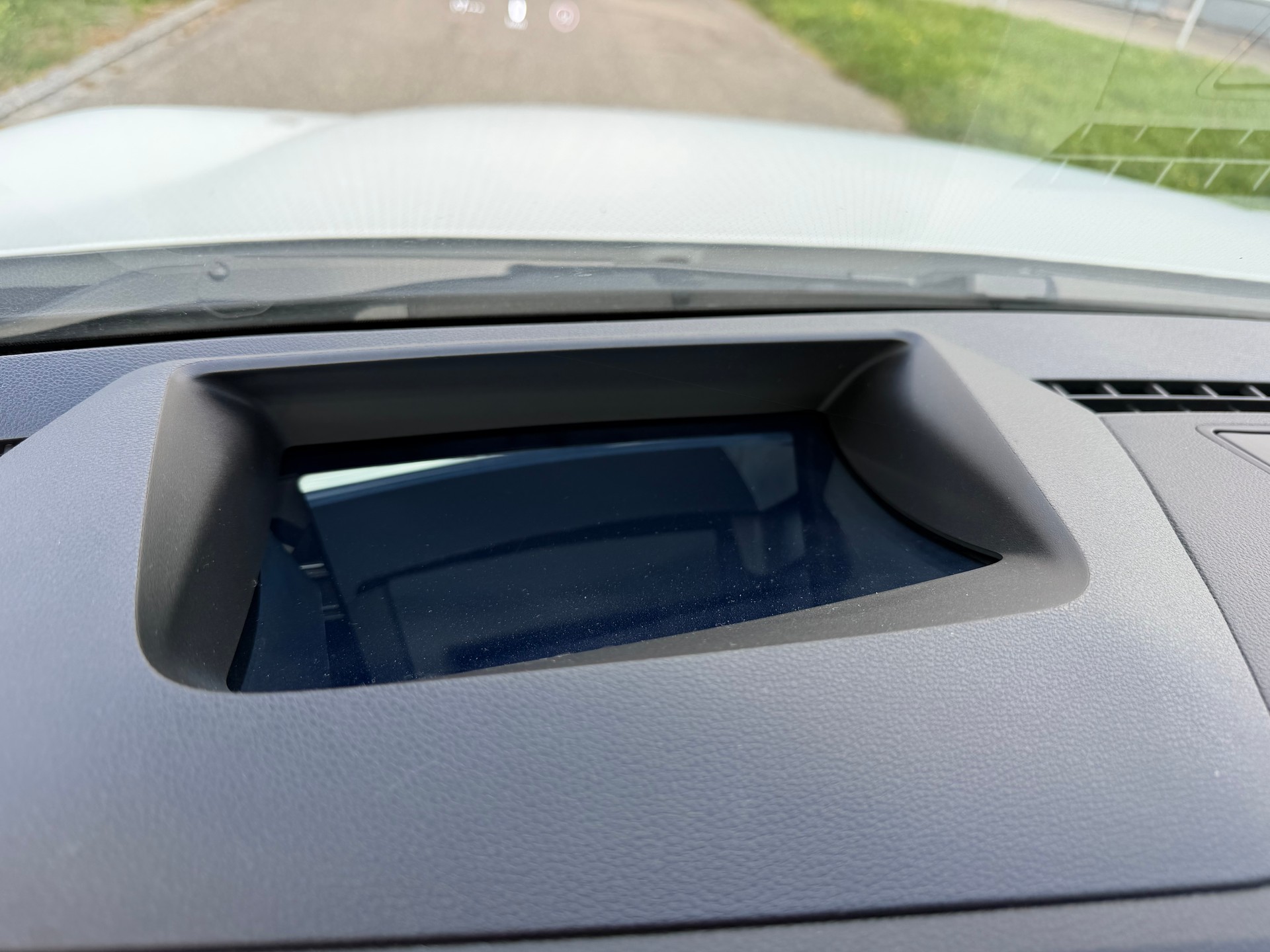 RENAULT RAFALE 300 PS. 1.2 E-TECH PLUG-IN HYBRIDE 300 4x4 ALPINE ATELIER. CH WAGEN. MIT VOLLGARANTIE.-image-13