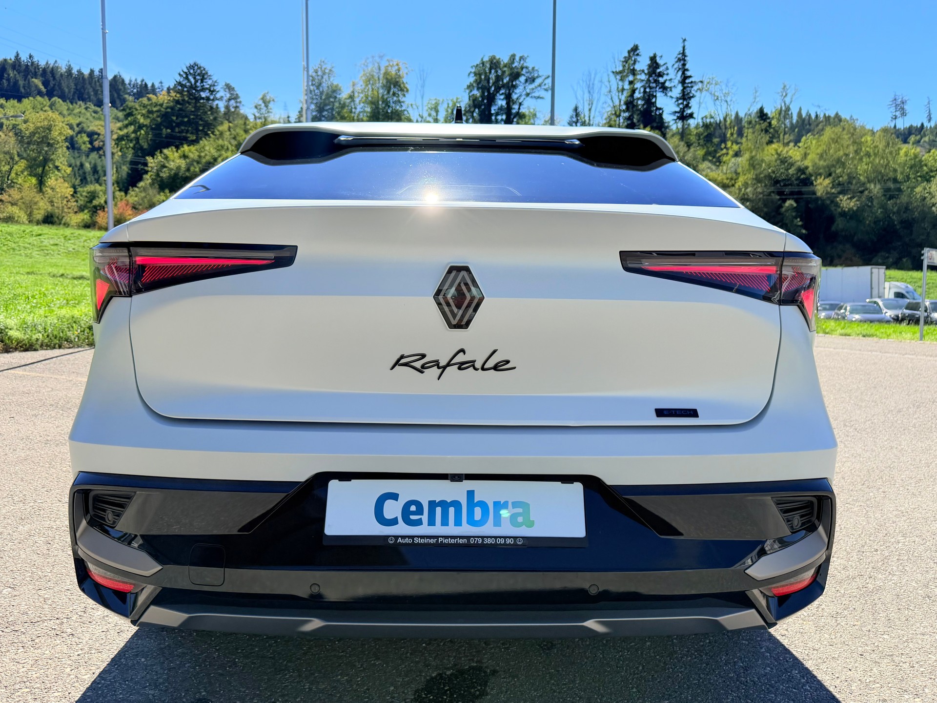 RENAULT RAFALE 300 PS. 1.2 E-TECH PLUG-IN HYBRIDE 300 4x4 ALPINE ATELIER. CH WAGEN. MIT VOLLGARANTIE.-image-20