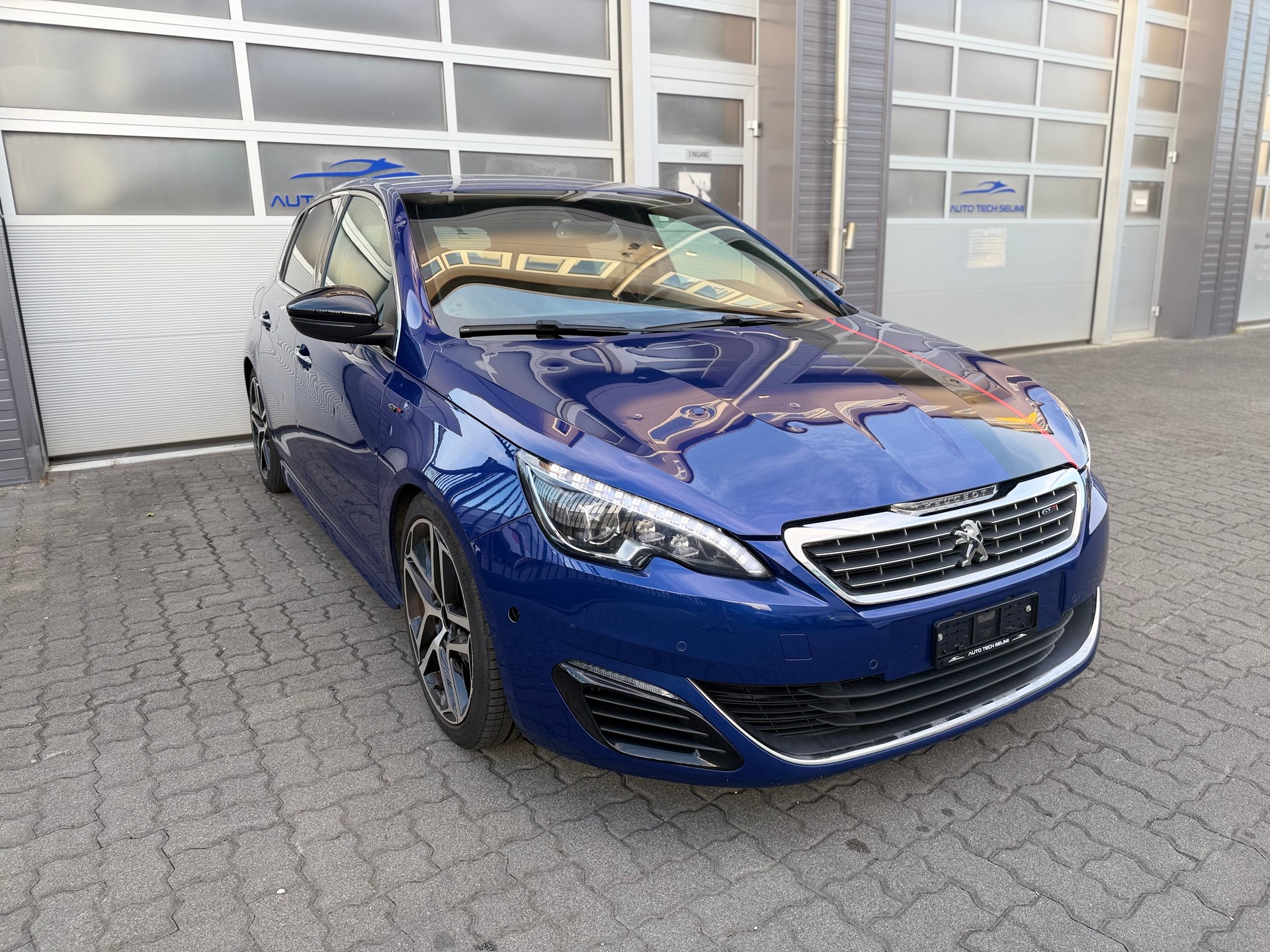 PEUGEOT 308 1.6 e-THP GT-showroom-element-3