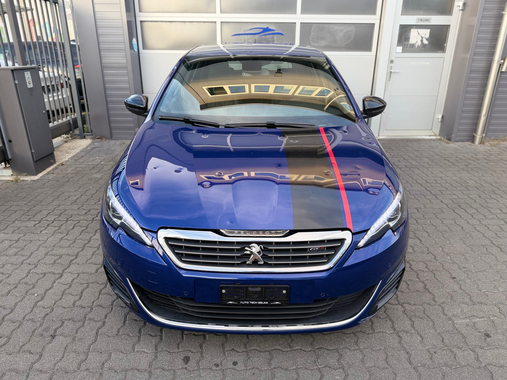 PEUGEOT 308 1.6 e-THP GT-showroom-element-2