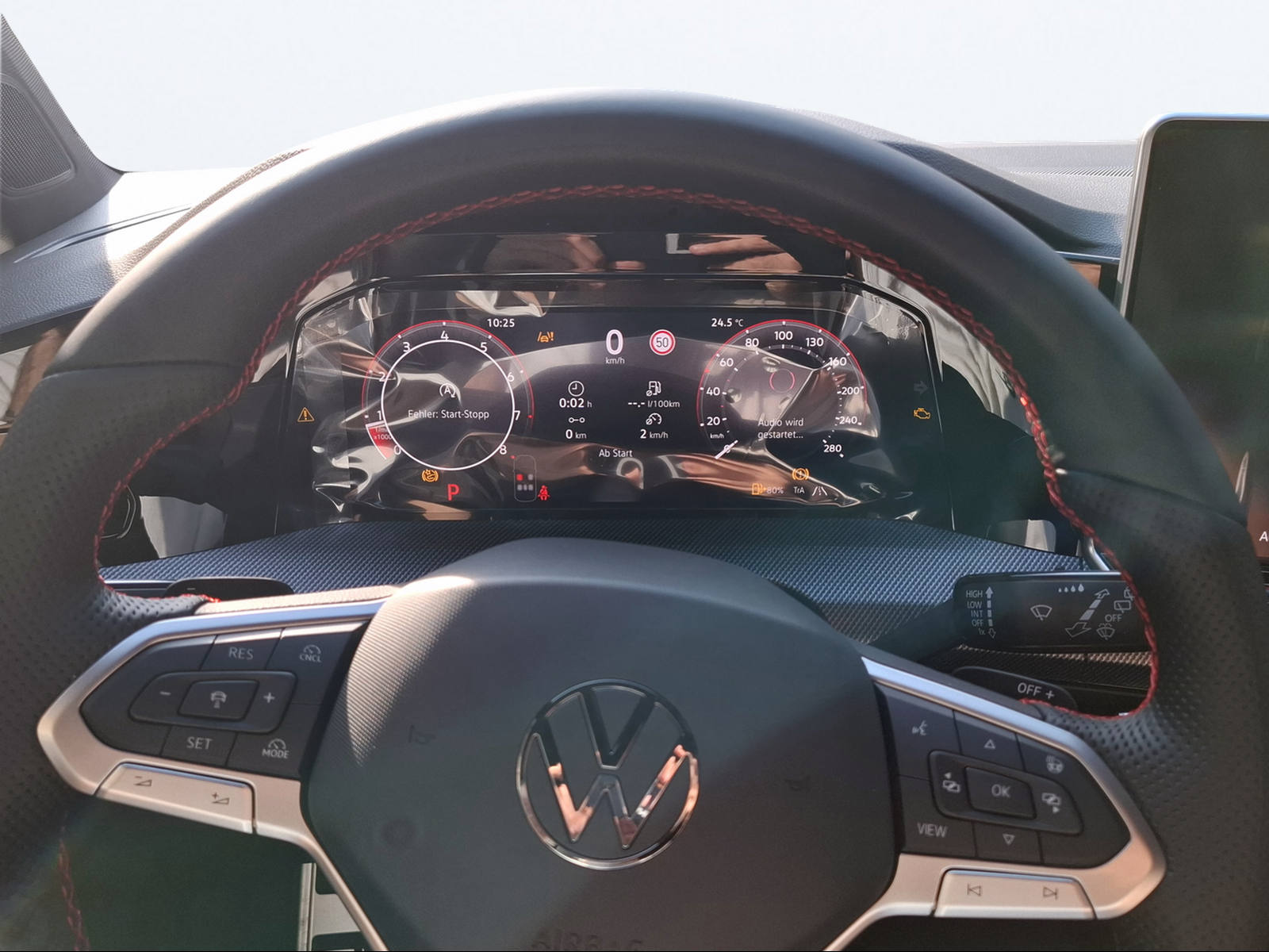VW Golf 2.0 TSI GTI Clubsport DSG-image-11
