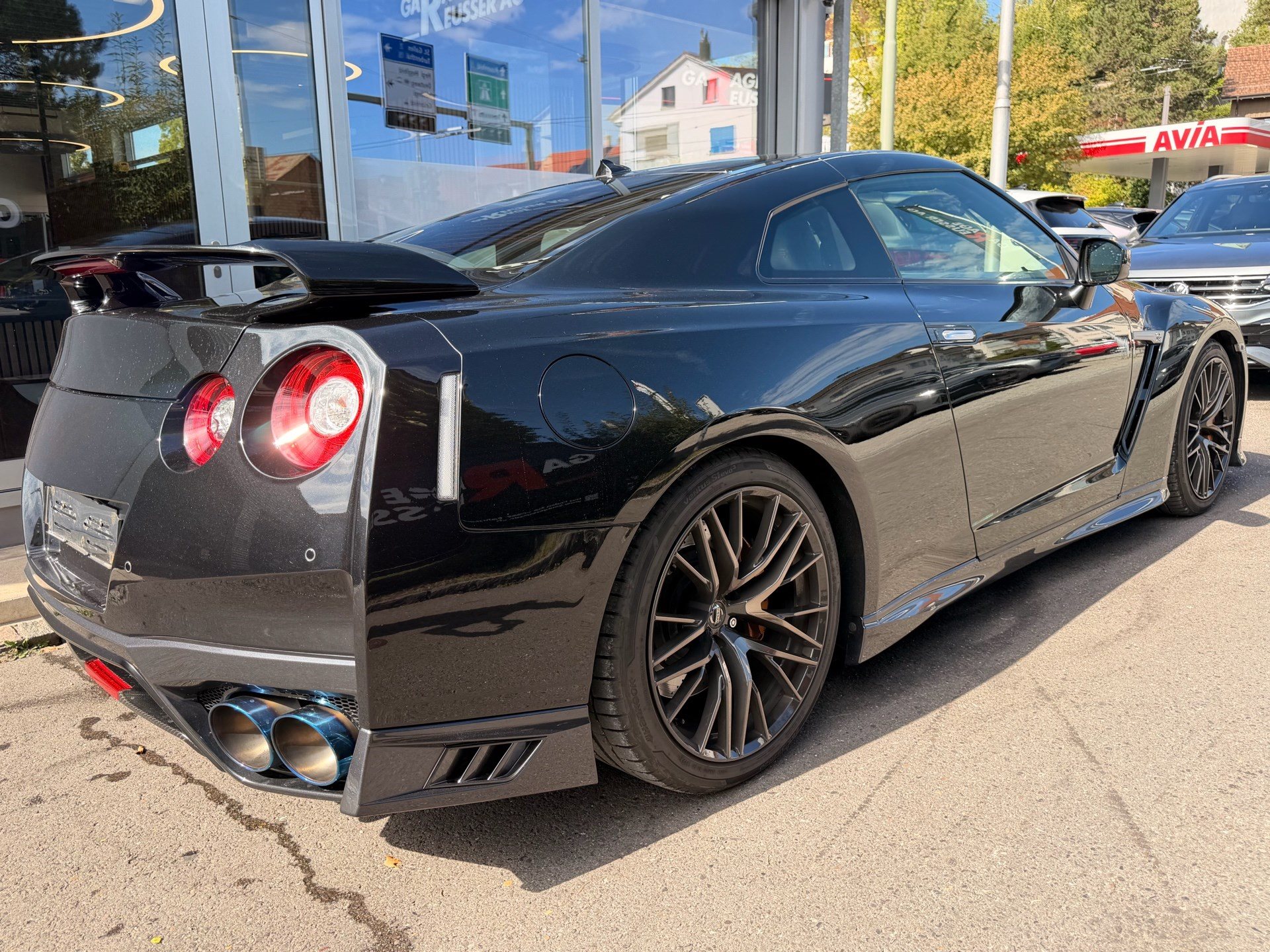 NISSAN GT-R Prestige Edition *** IM ABSOLUTEN ORIGIALZUSTAND ***-showroom-element-3