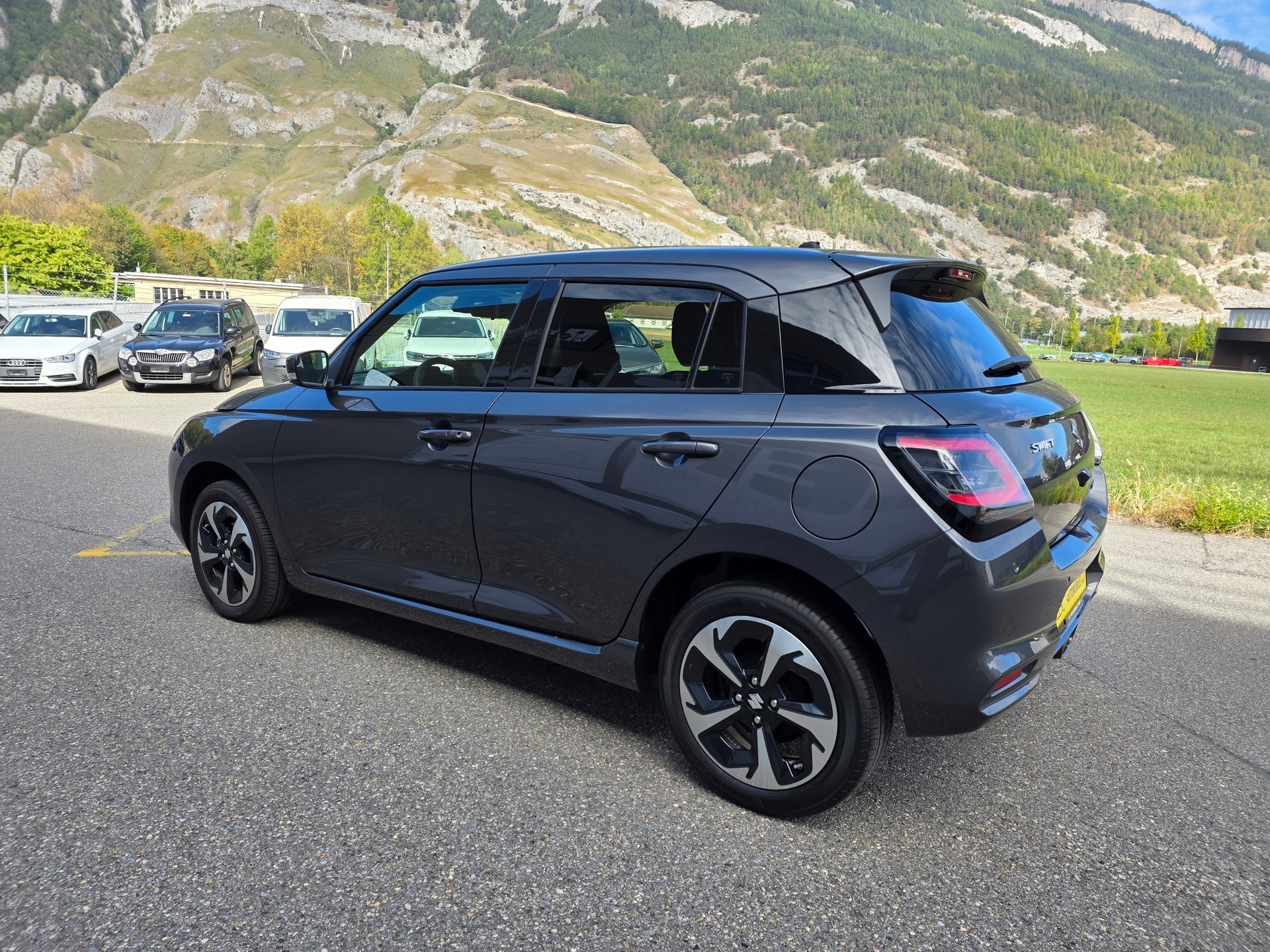 SUZUKI Swift 1.2 Compact+ Hybrid 4x4-image-11