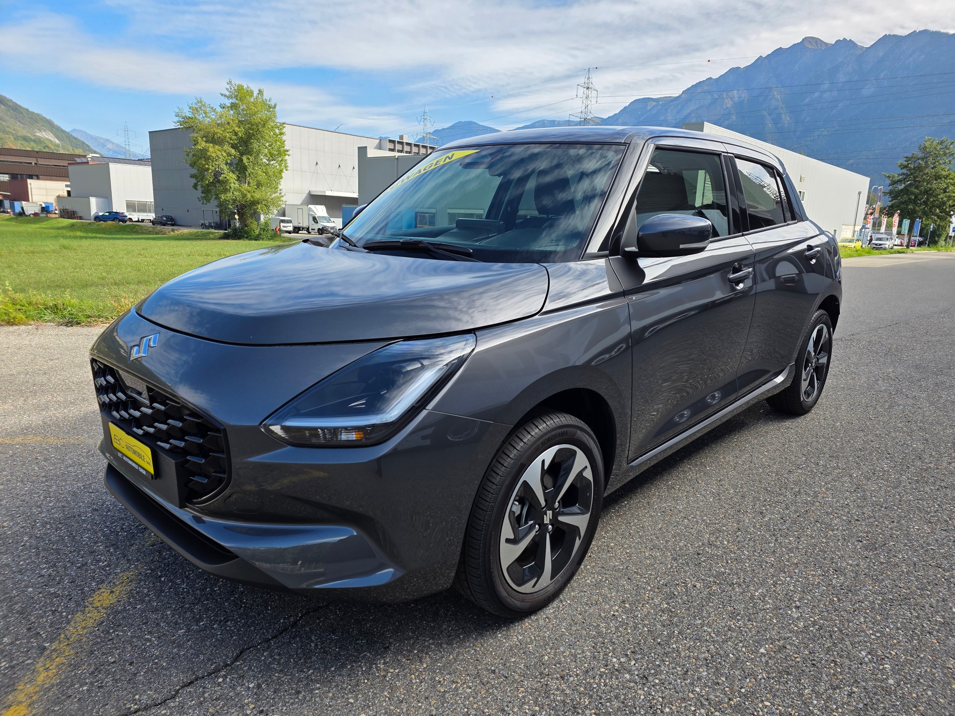 SUZUKI Swift 1.2 Compact+ Hybrid 4x4-showroom-element-1
