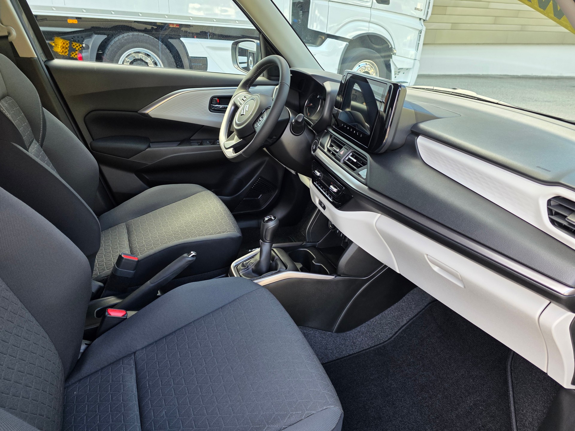 SUZUKI Swift 1.2 Compact+ Hybrid 4x4-image-20