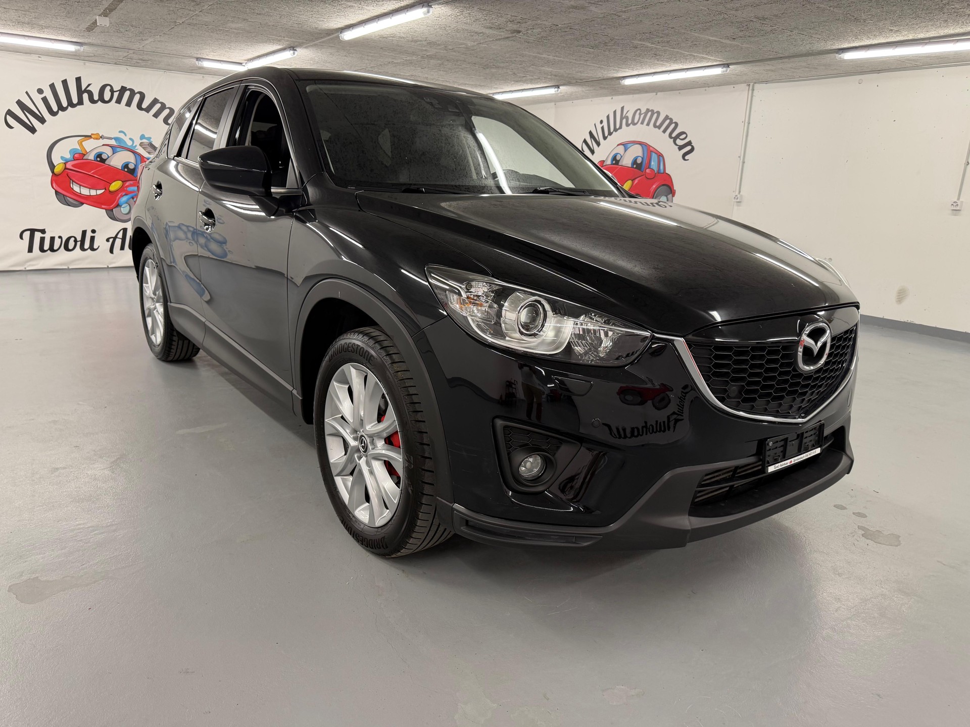 MAZDA CX-5 2.2 D HP Revolution AWD Automatic-showroom-element-1