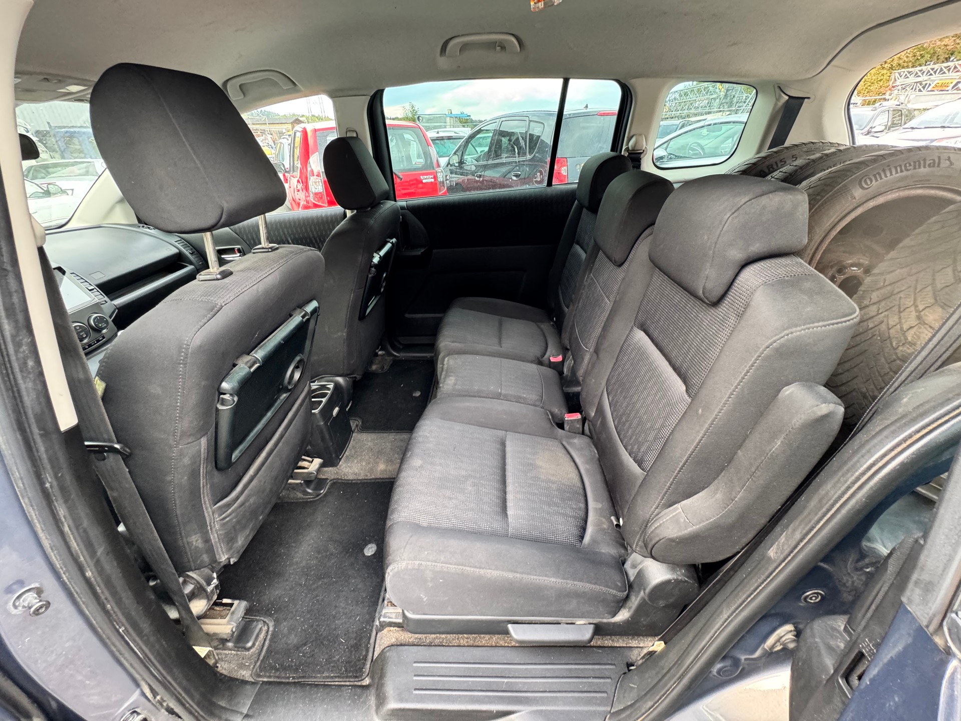 MAZDA 5 2.0 16V Confort-image-9