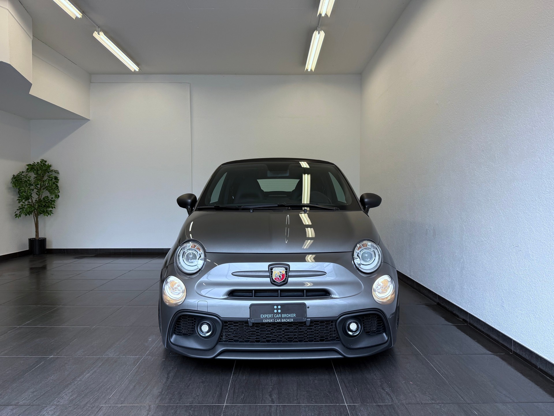 FIAT 695C 1.4 16V Turbo Abarth Competizione Dualogic-image-4