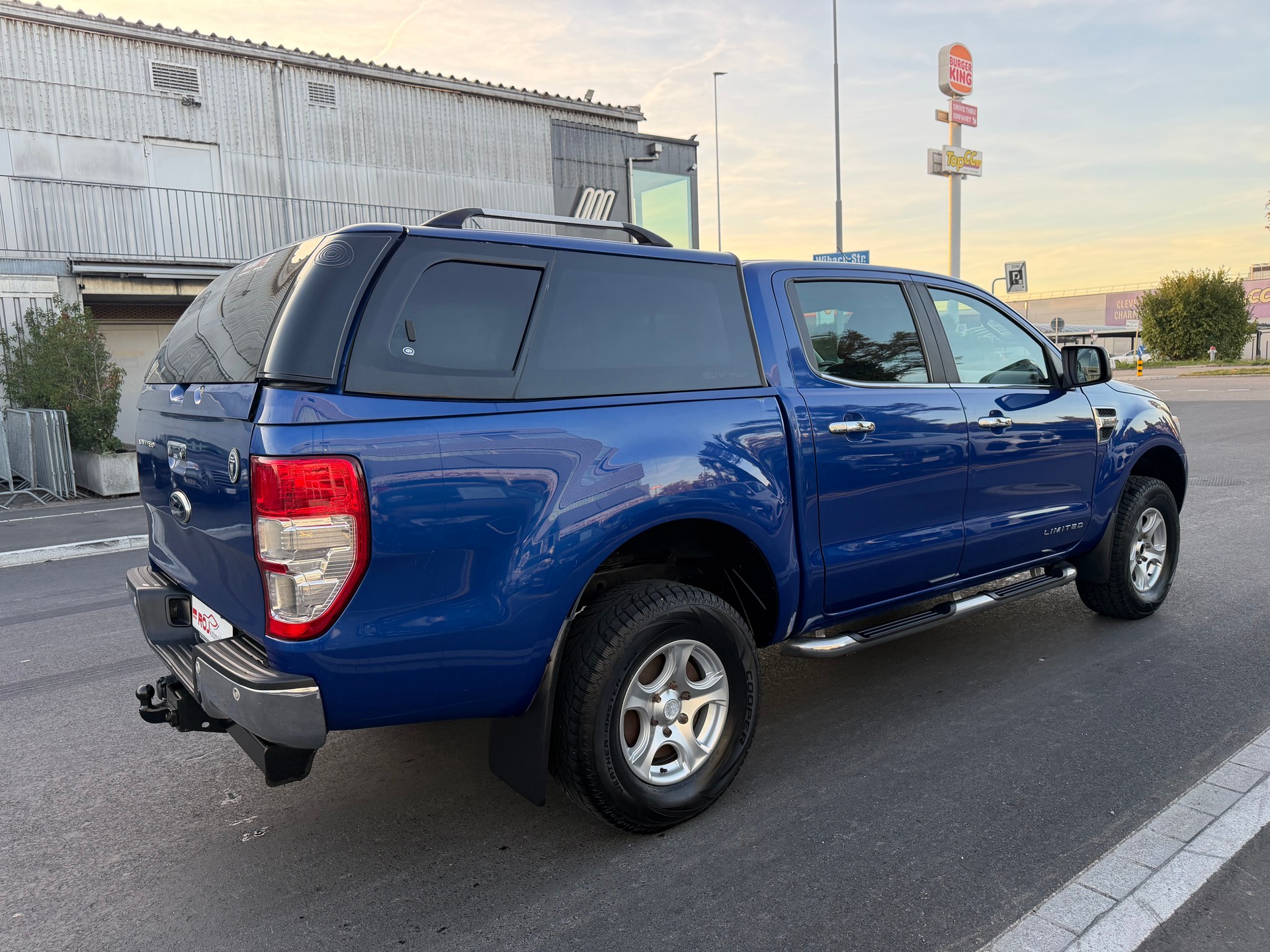 FORD Ranger Wildtrak 3.2 TDCi 4x4 A-image-4