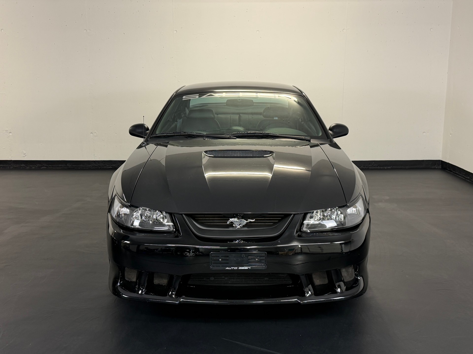 FORD Mustang SALEEN S281 SC-showroom-element-1