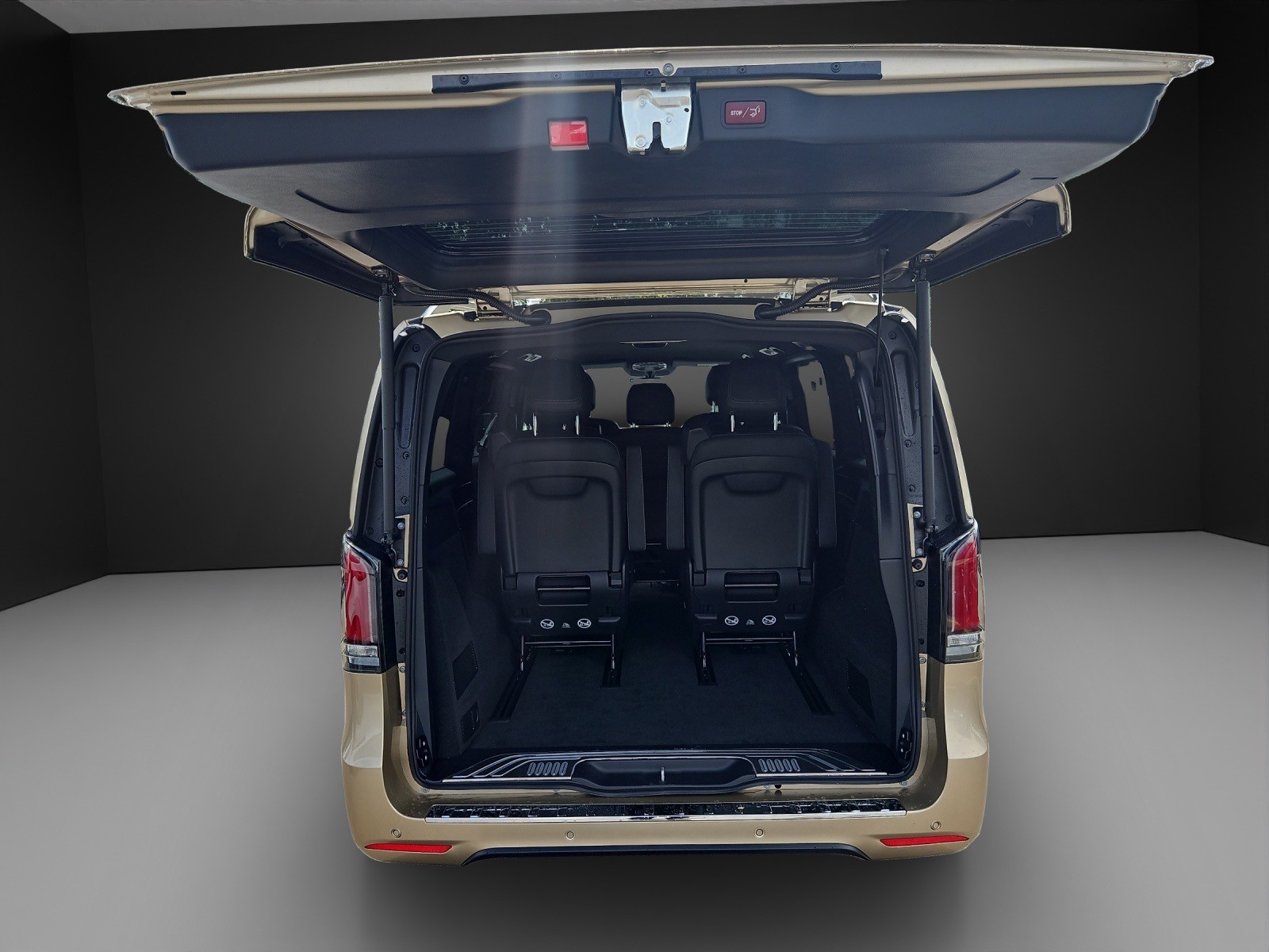 MERCEDES-BENZ EQV 300 lang-image-10