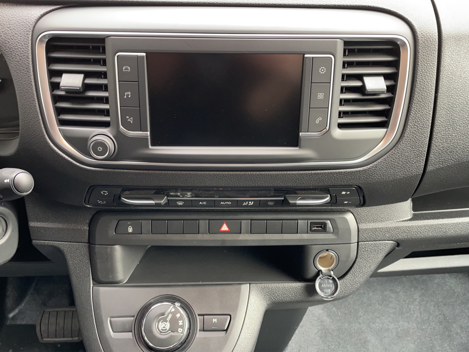 FIAT Scudo Kombi L2 2.0 Multijet 180 Swiss Plus 9-image-11