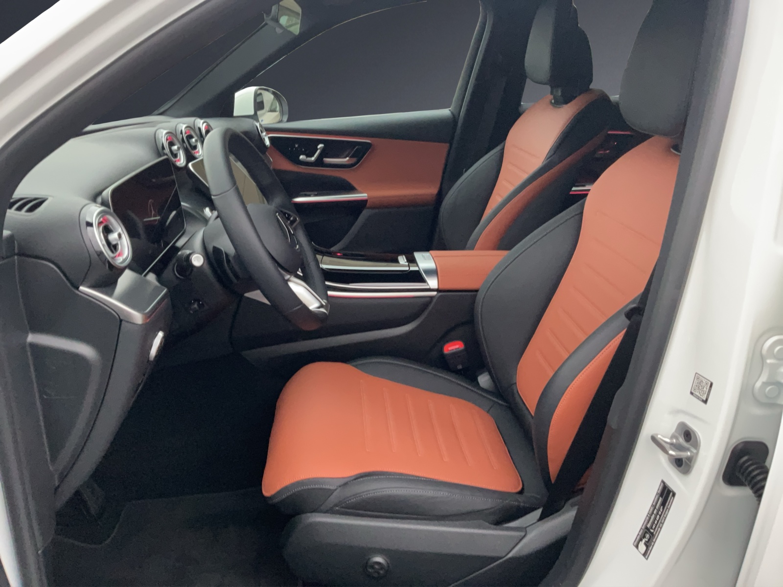 MERCEDES-BENZ GLC 220 d 4M 9G-Tronic-image-8