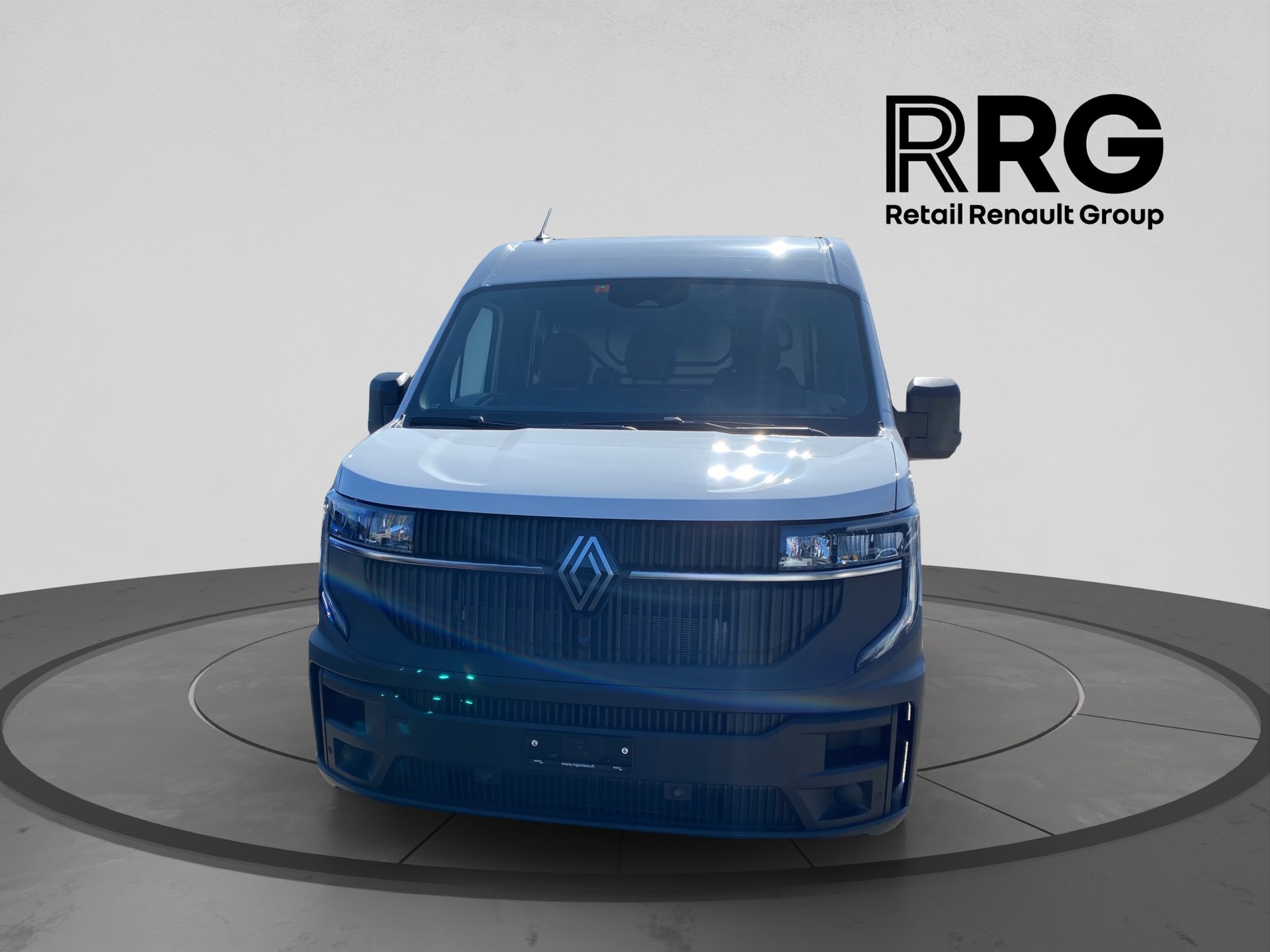 RENAULT Master E-Tech 35 EV 87kWh L3H2-image-1