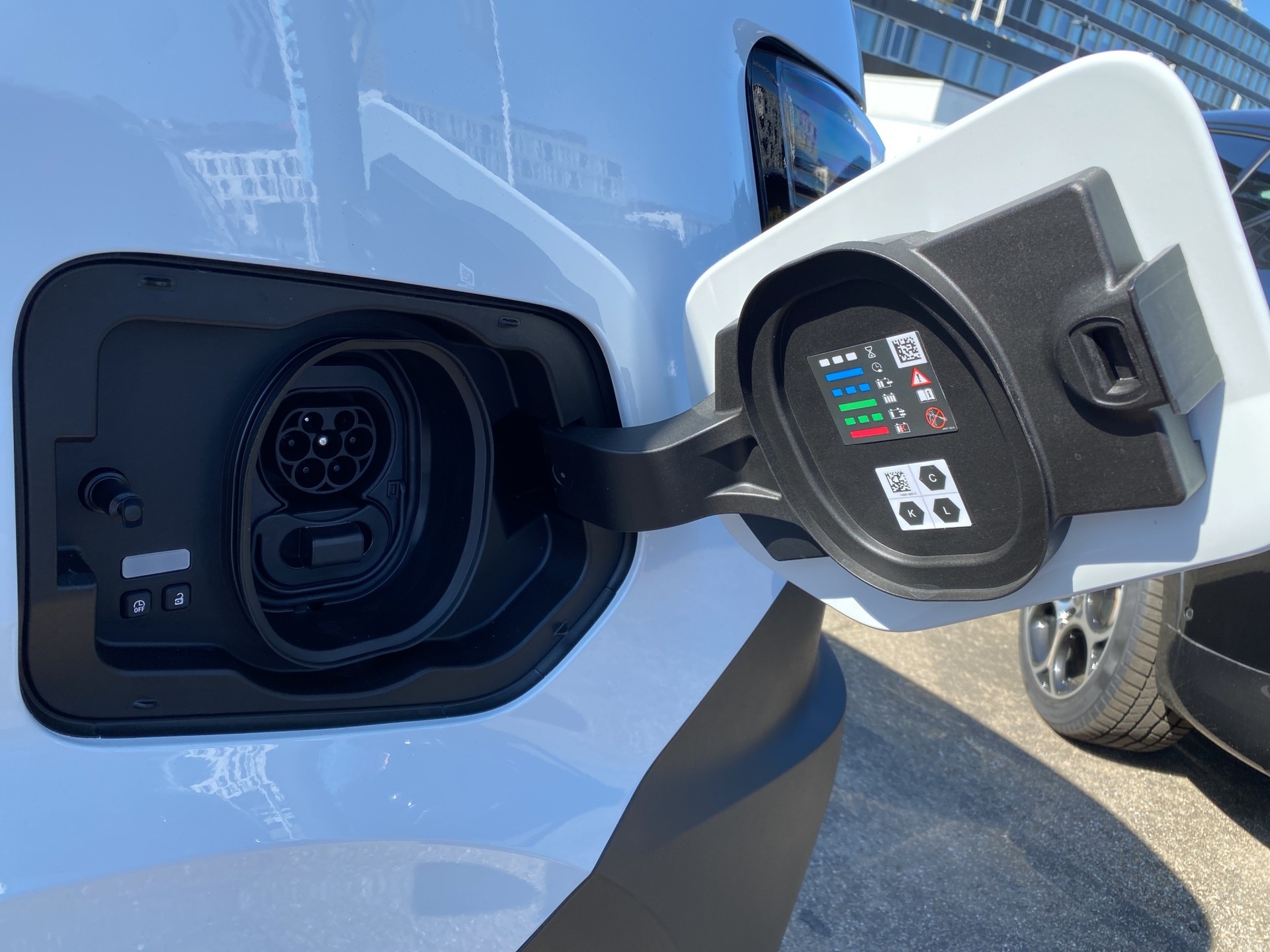 RENAULT Master E-Tech 35 EV 87kWh L3H2-image-15