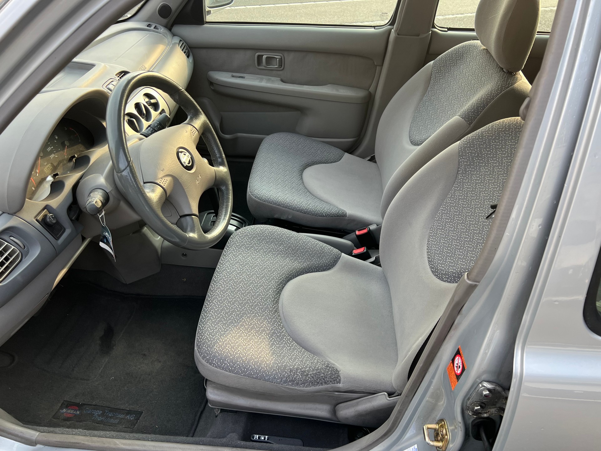 NISSAN Micra 1.4 Comfort-image-9