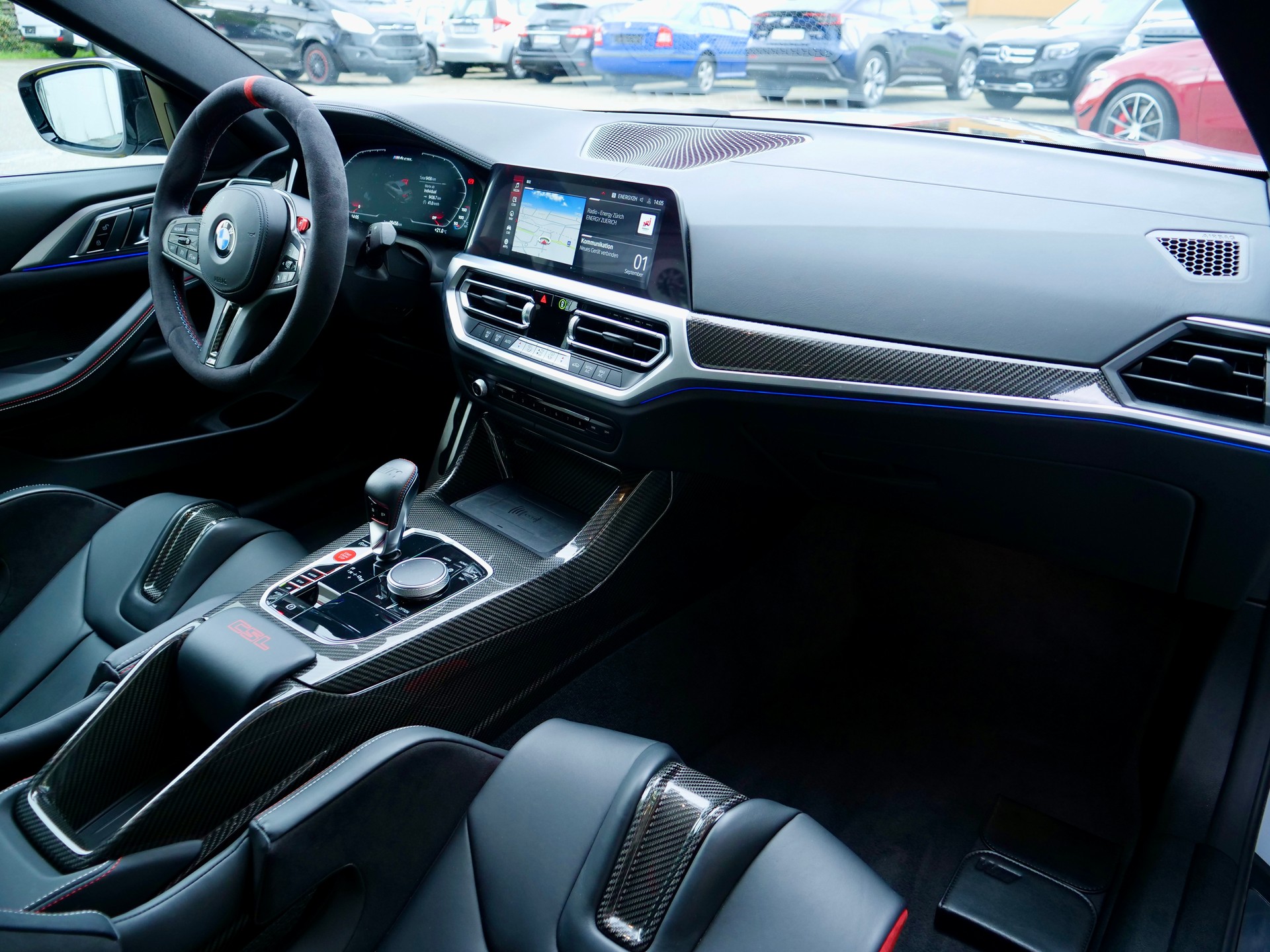 BMW M4 CSL Coupé-image-9