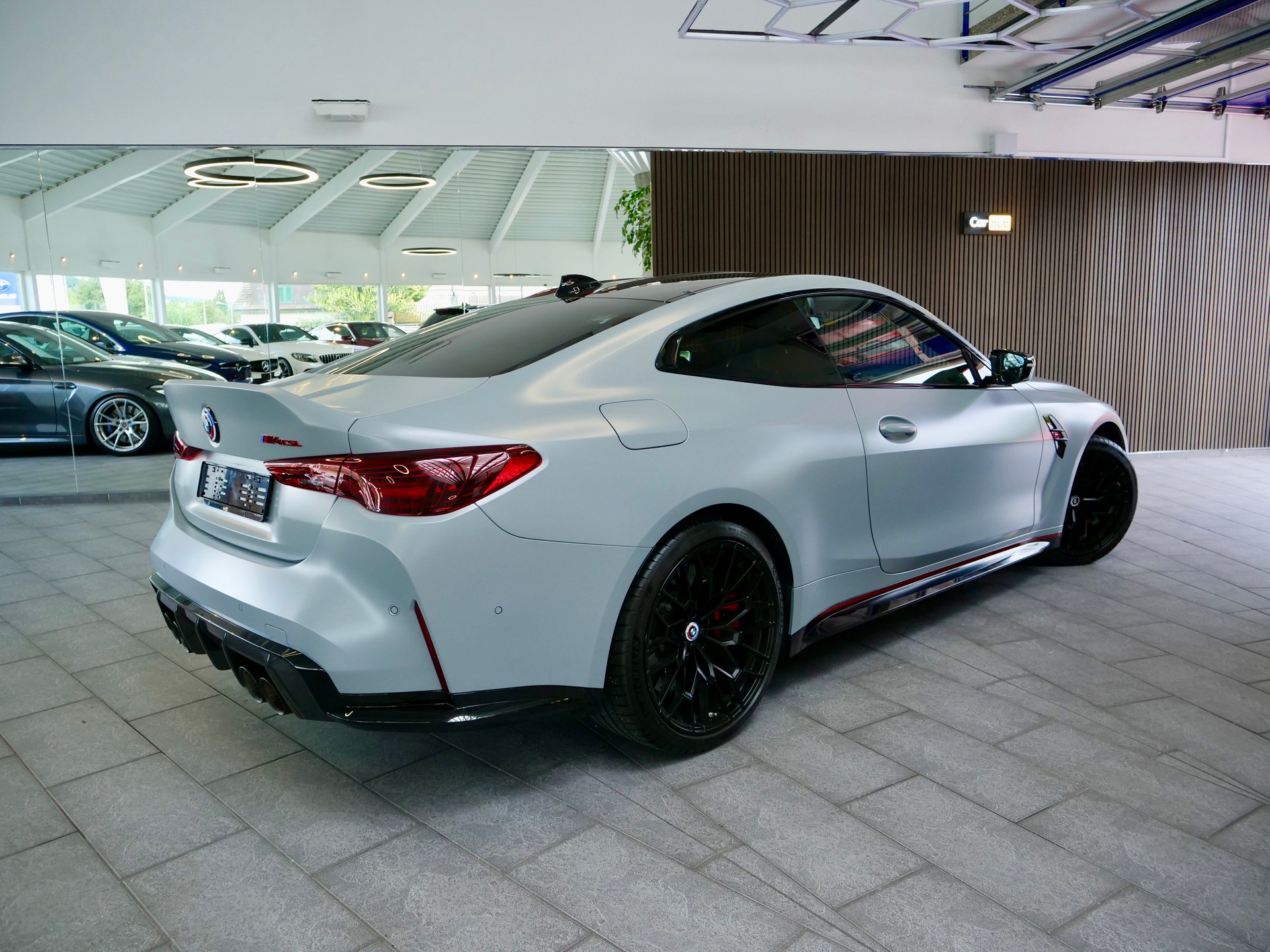 BMW M4 CSL Coupé-showroom-element-3