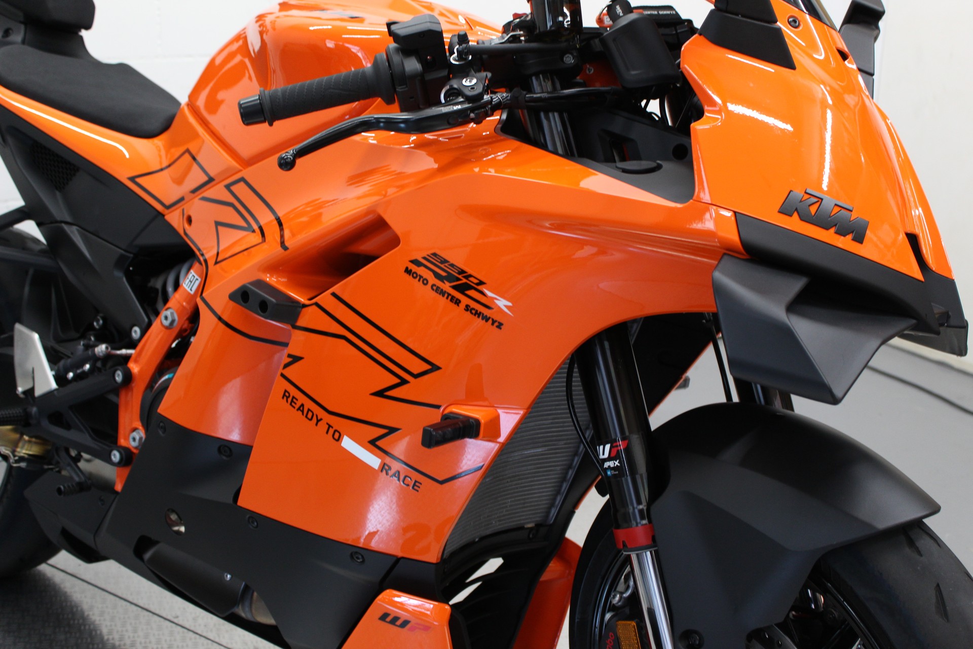 KTM 990 RC R-image-7