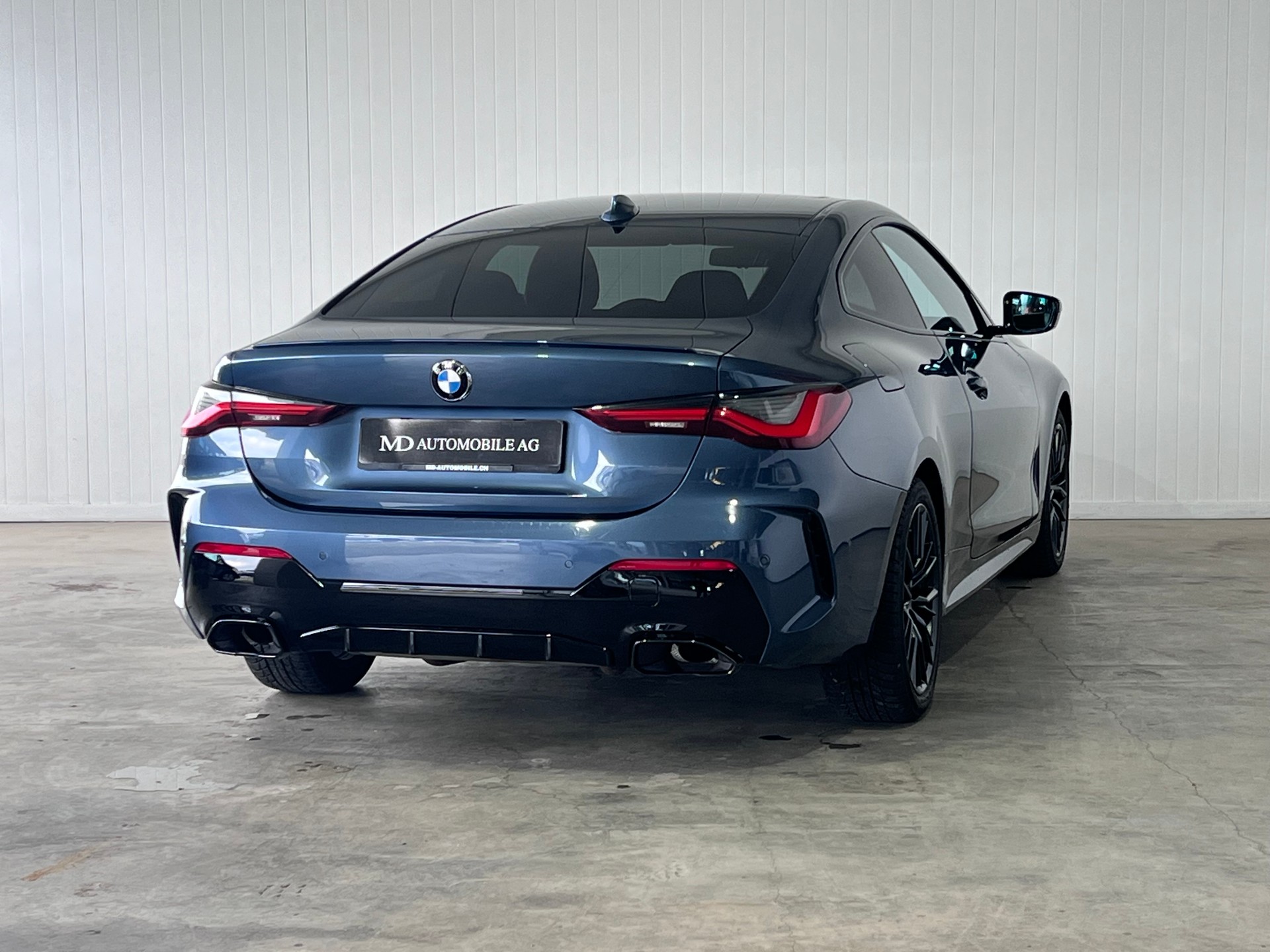 BMW M440i xDrive 48V Coupé Steptronic-image-6