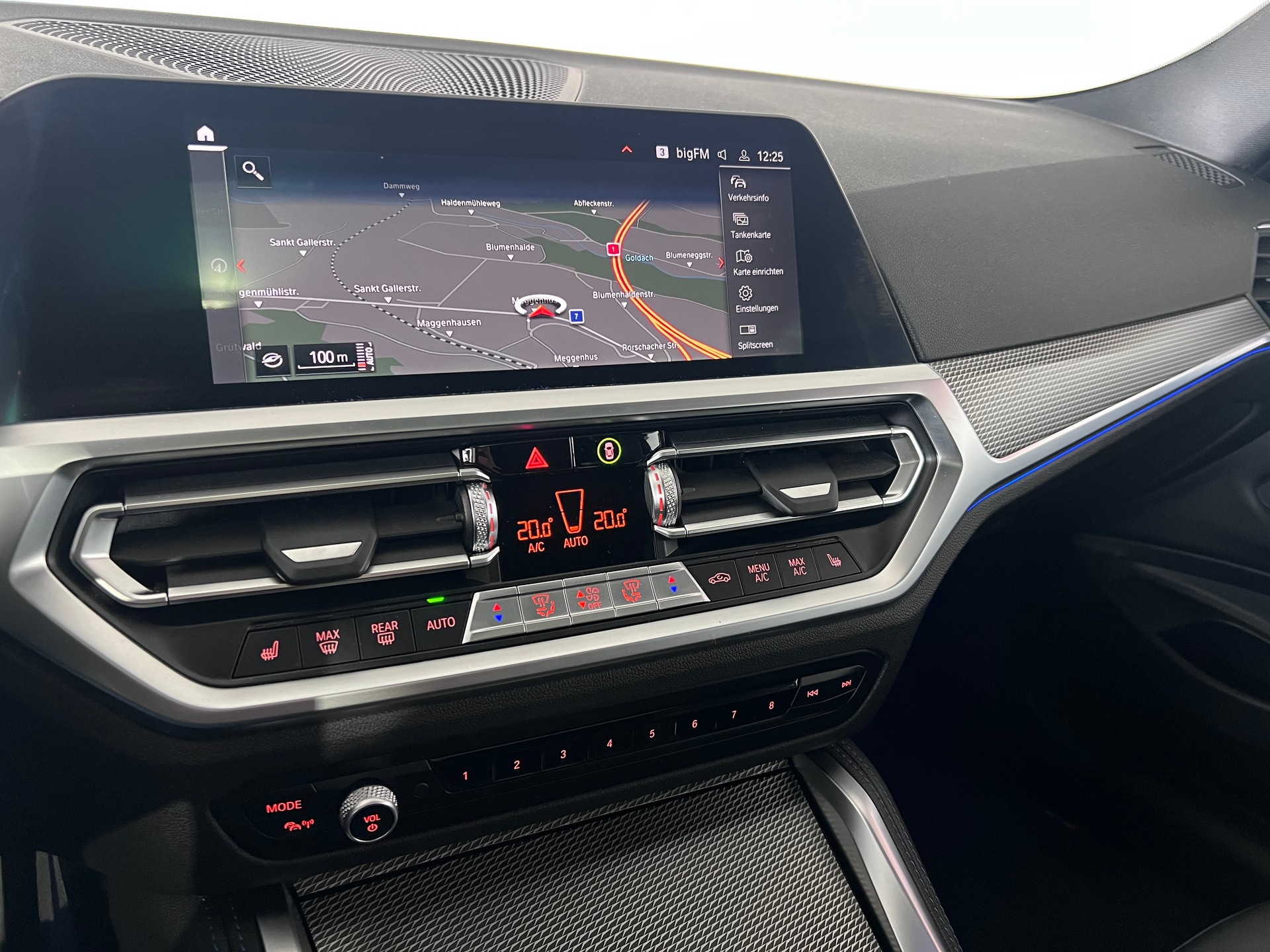 BMW M440i xDrive 48V Coupé Steptronic-image-23