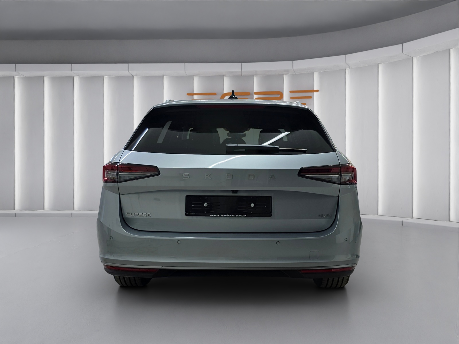 SKODA Superb Combi 2.0 TSI L & K 4x4 DSG-image-5